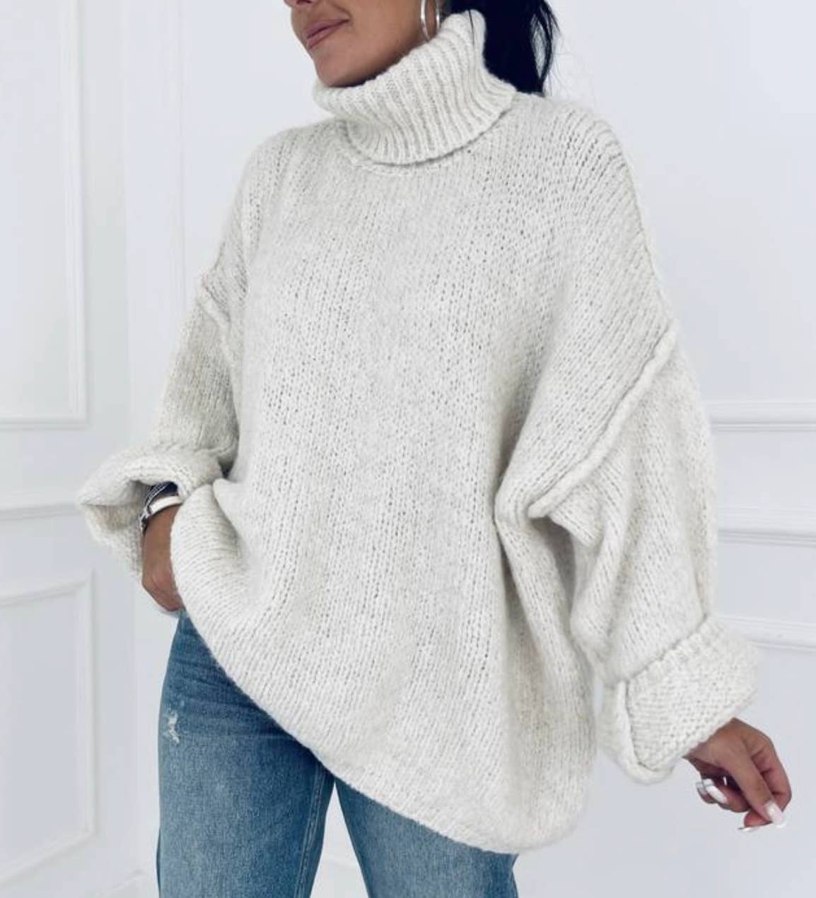 3228 soft turtleneck wool and mohair sweater: Ecru / One size