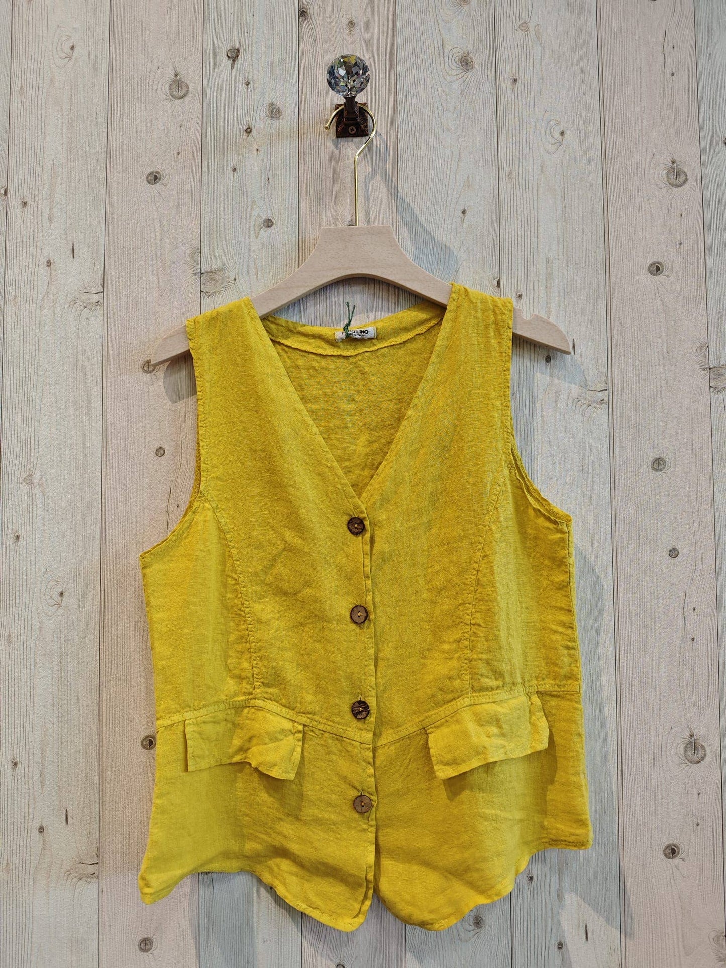REF 17404 100% LINEN VEST: CAMEL