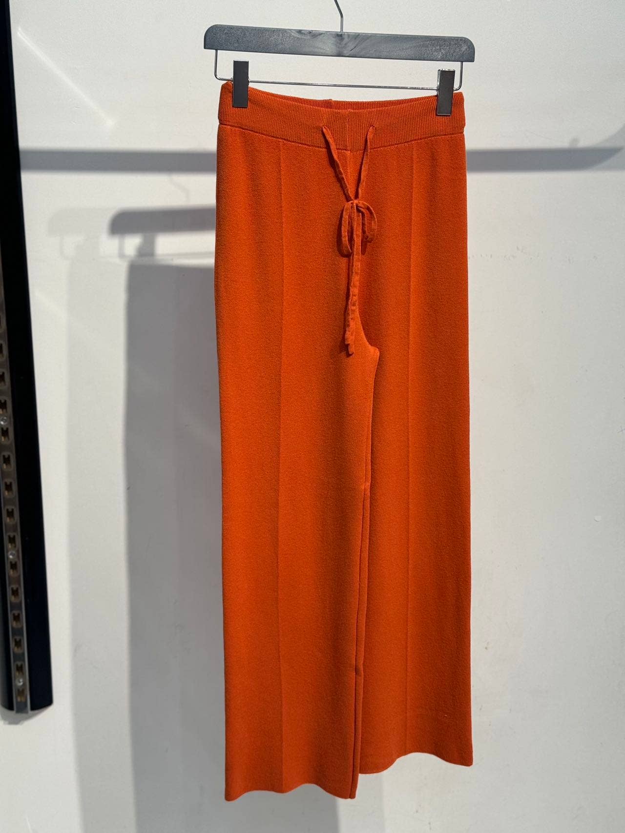 Straight knit pants 25601: Taupe