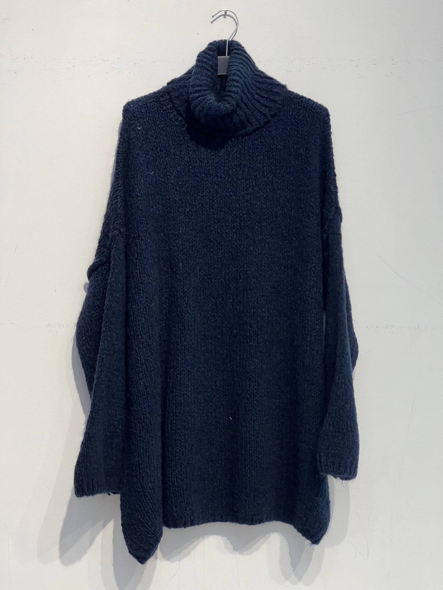 3228 soft turtleneck wool and mohair sweater: Ecru / One size