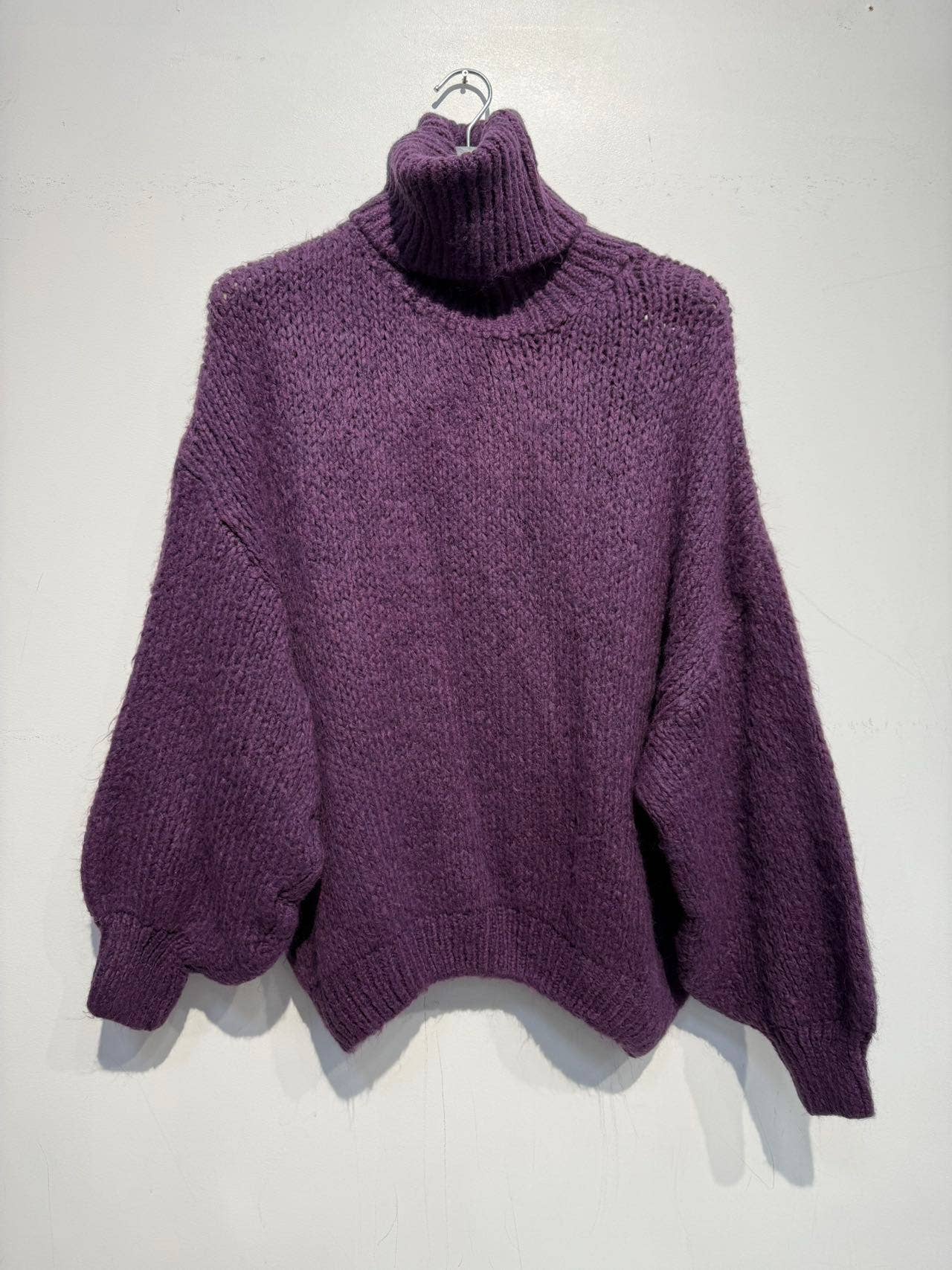 Oversized turtleneck sweater with alpaca: Taupe