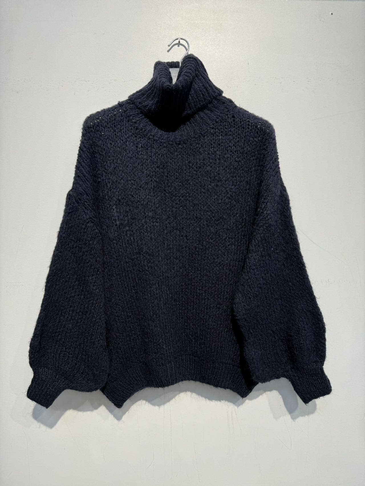 Oversized turtleneck sweater with alpaca: Taupe