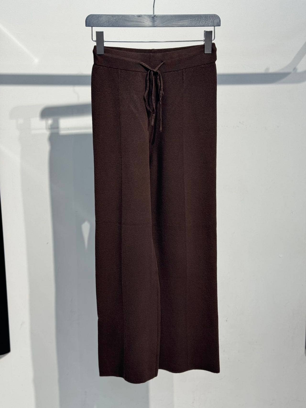 Straight knit pants 25601: Taupe