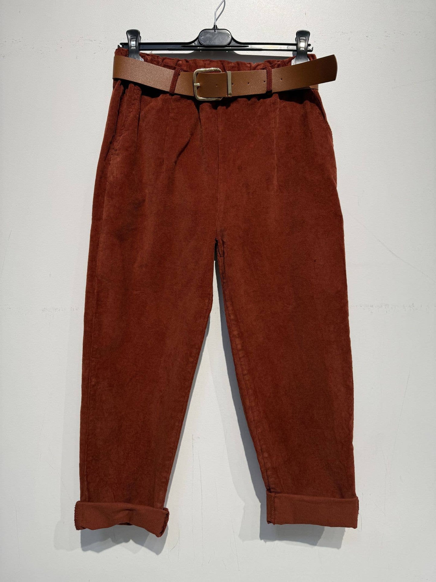 Velvet pants with belt 30500: Beige