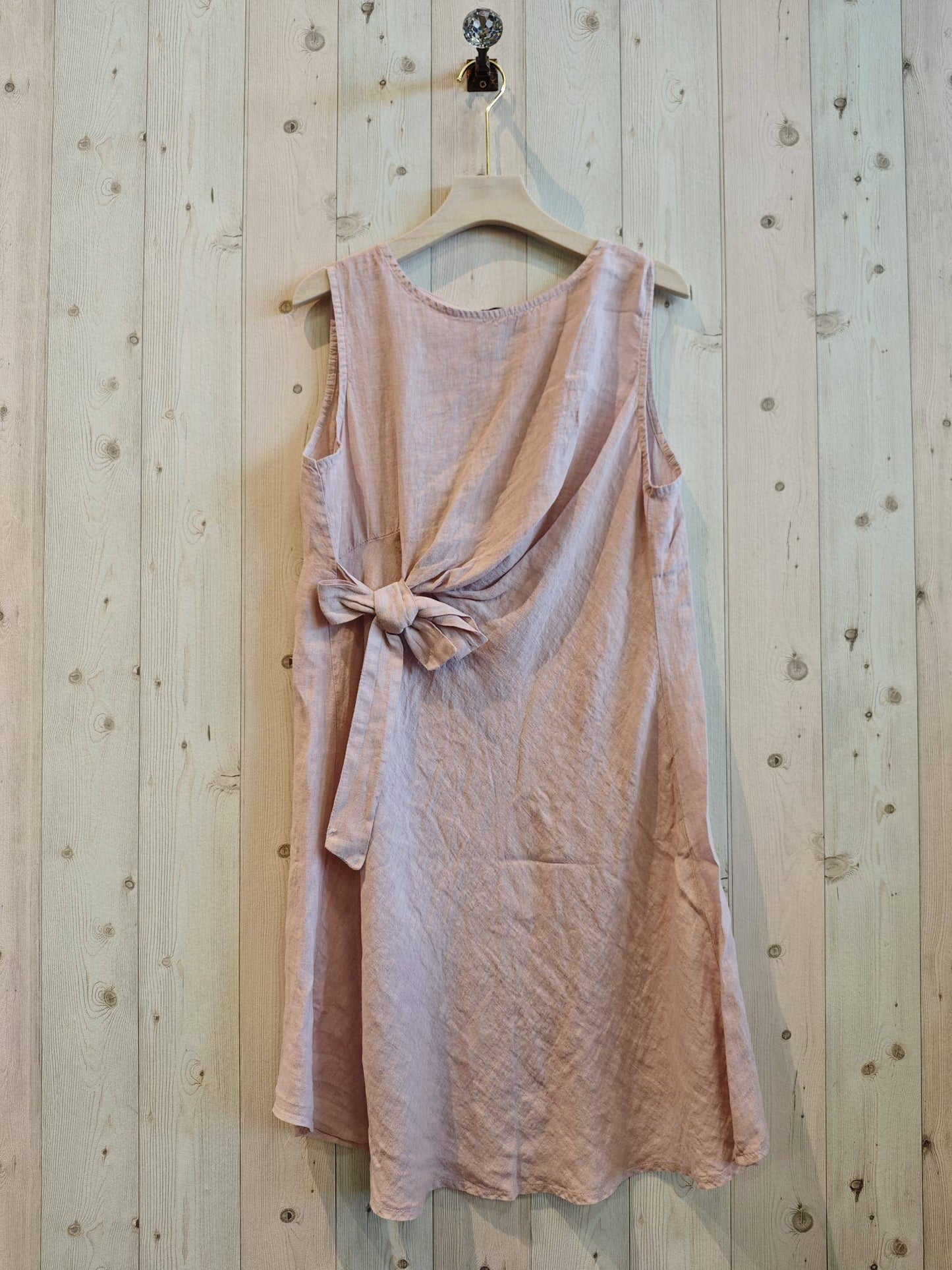 REF 5108 SLEEVELESS DRESS WITH BOW: BEIGE
