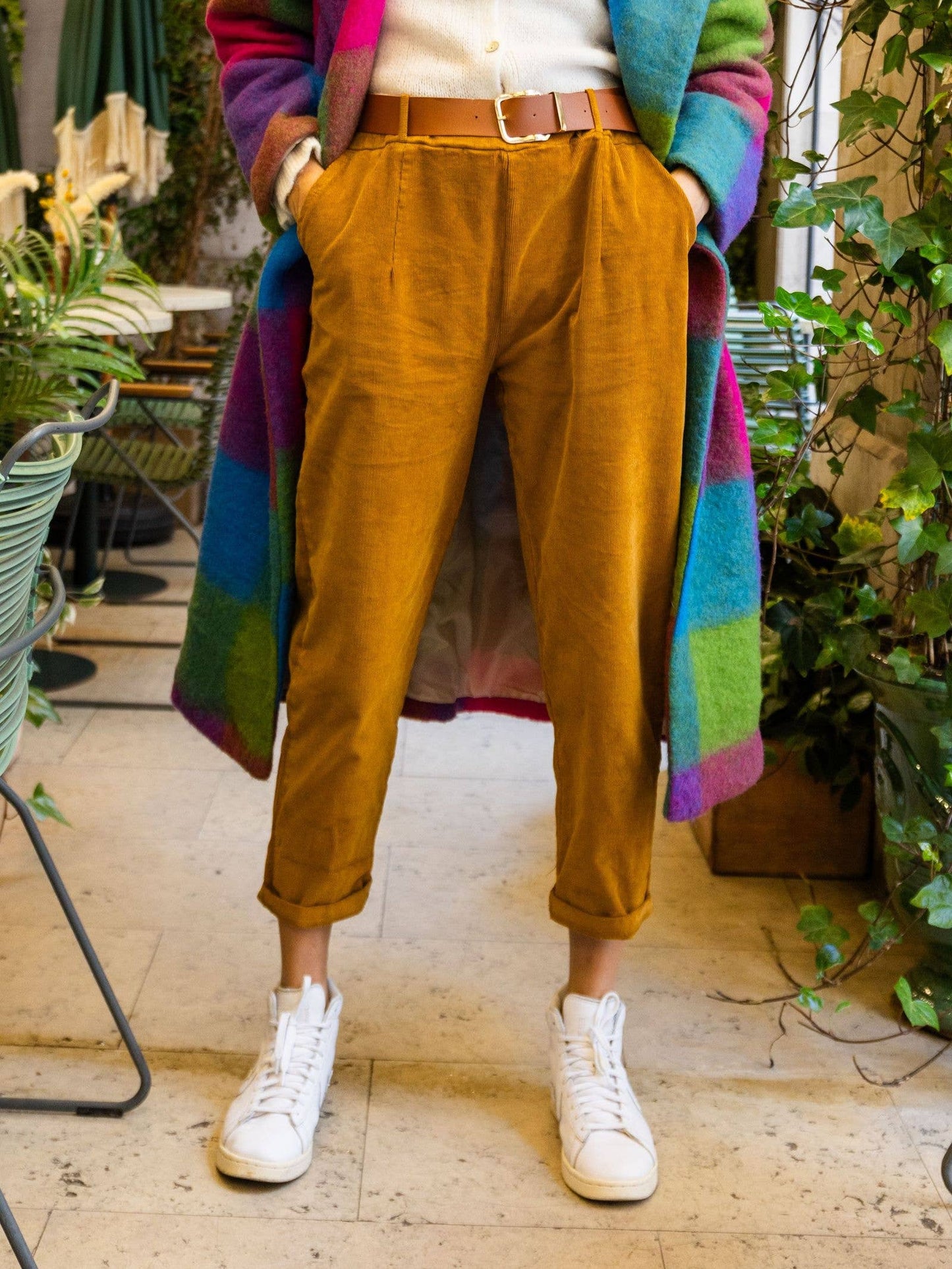 Velvet pants with belt 30500: Camel