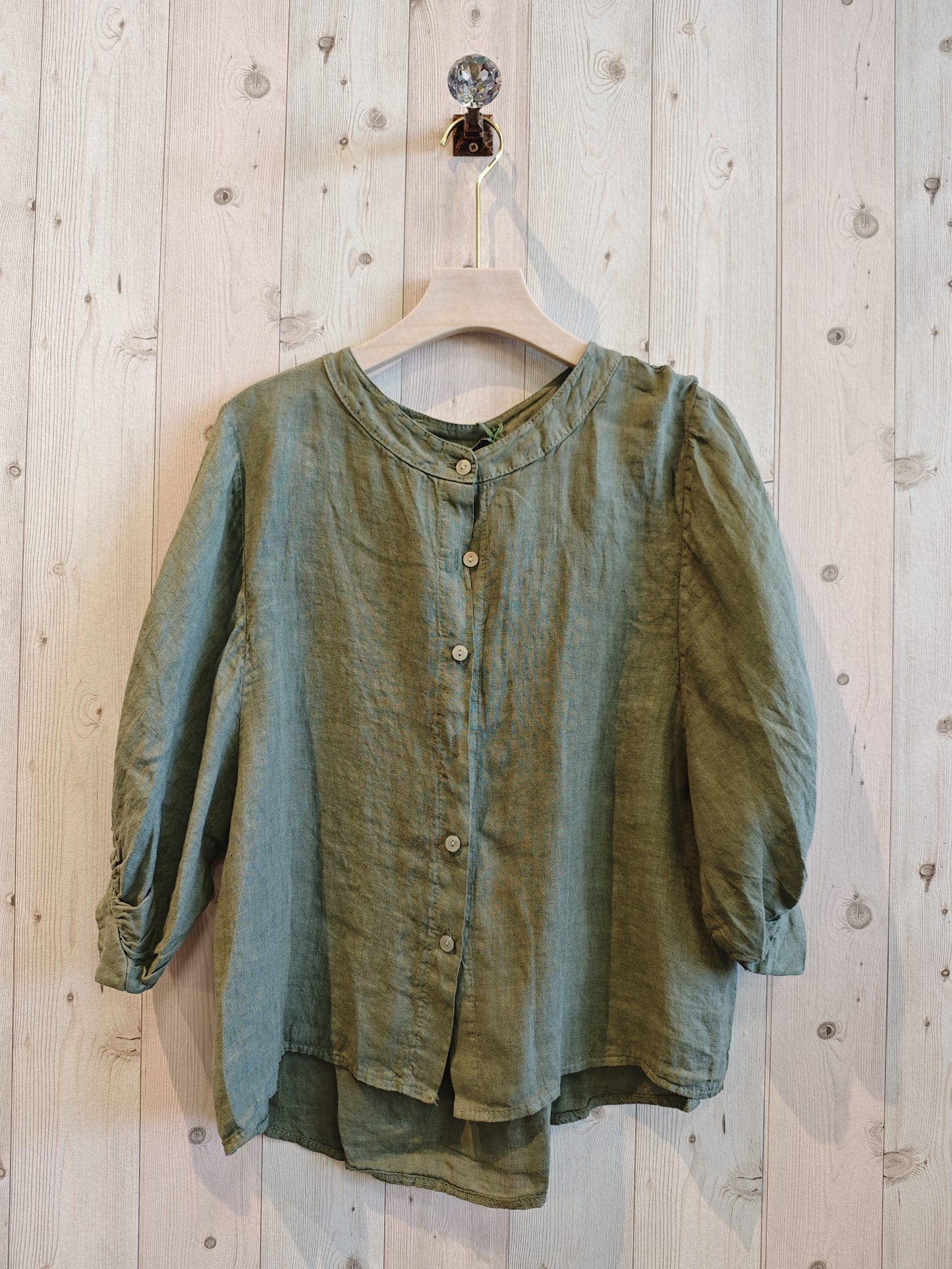 REF 4821 BASIC BLOUSE WITH MAO COLLAR: Blank
