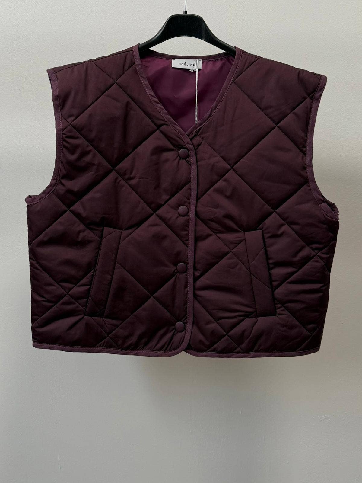 Sleeveless quilted jacket 12038: Chocolate