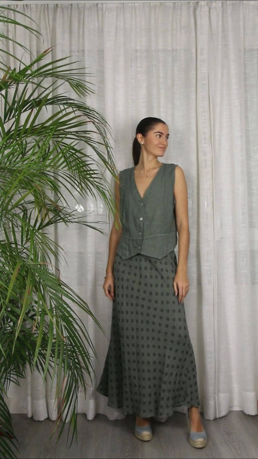 REF 79055 SLEEVELESS T-SHIRT 100% LINEN: Blue