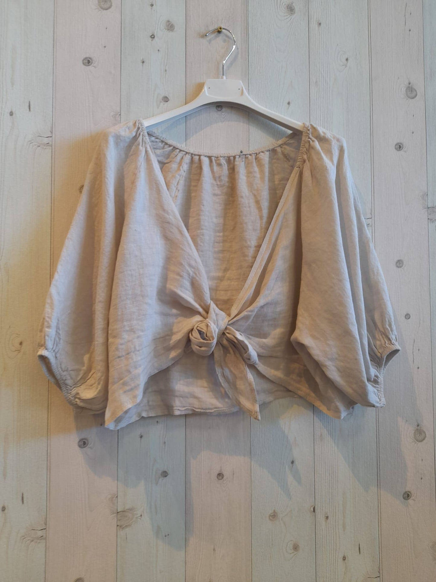REF 17339 100% LINEN SHORT TIE BLOUSE: BLUE