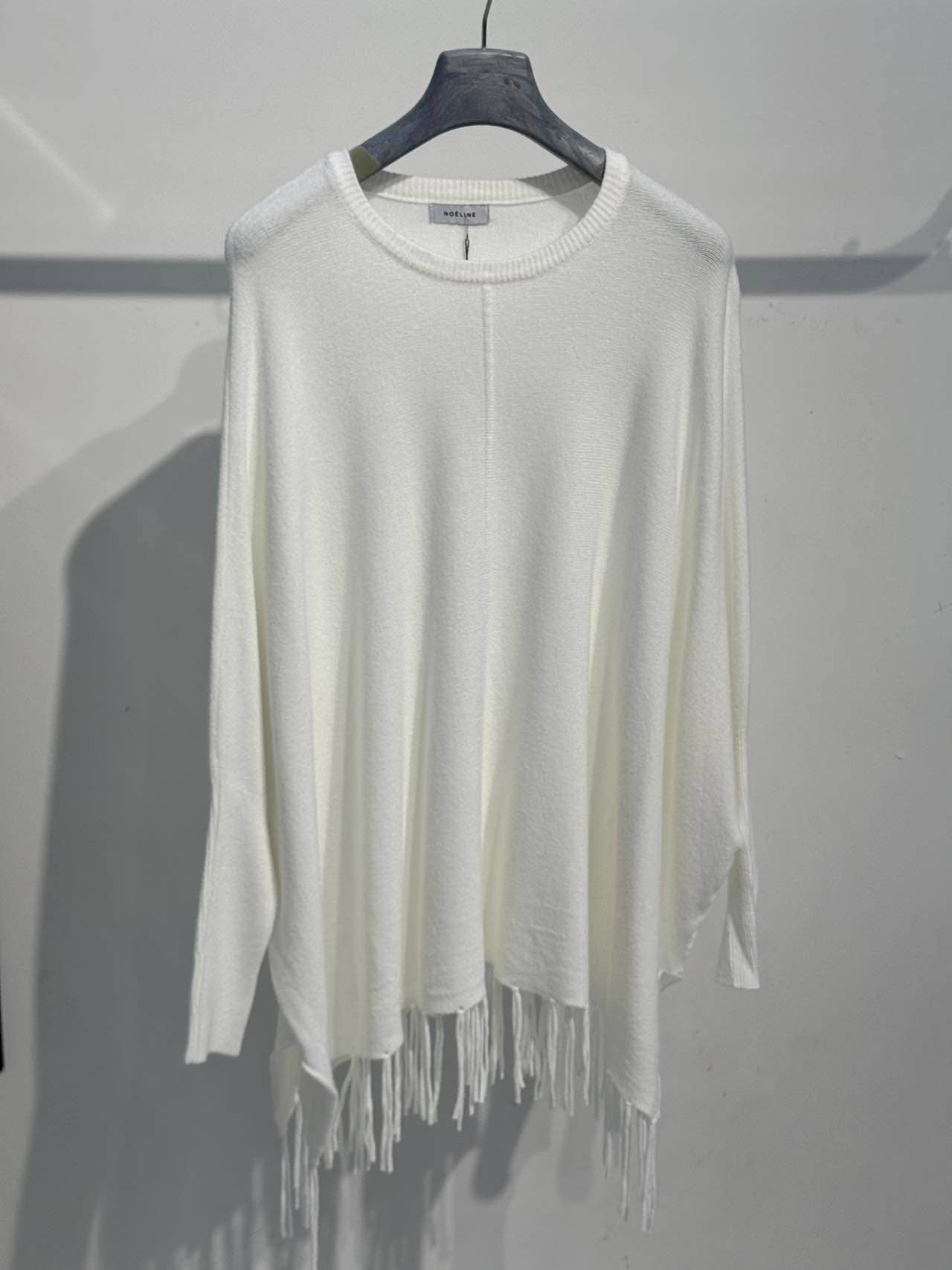 Oversized sweater with fringes 25226: Taupe