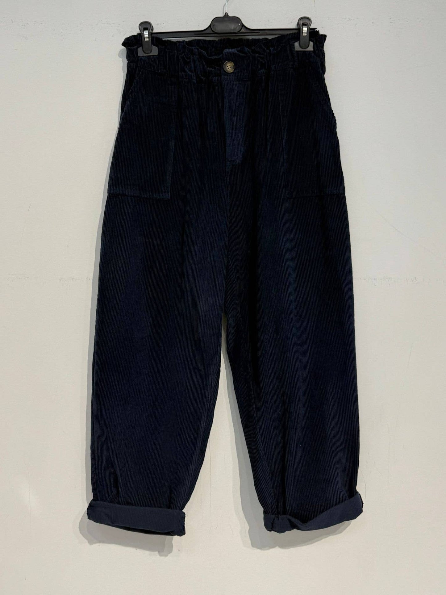 Corduroy pants with button 30513: Camel