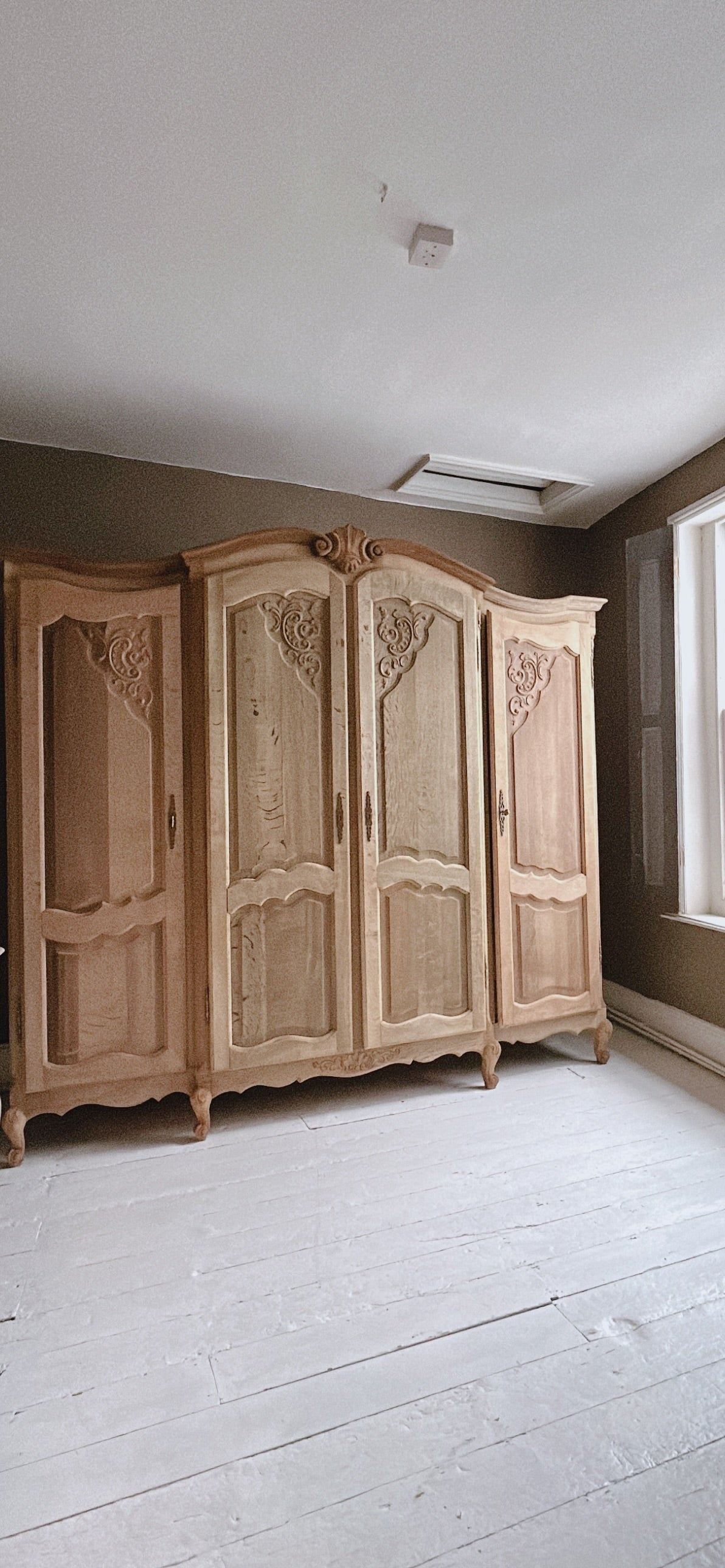 Large French4 door Armoire in Oak