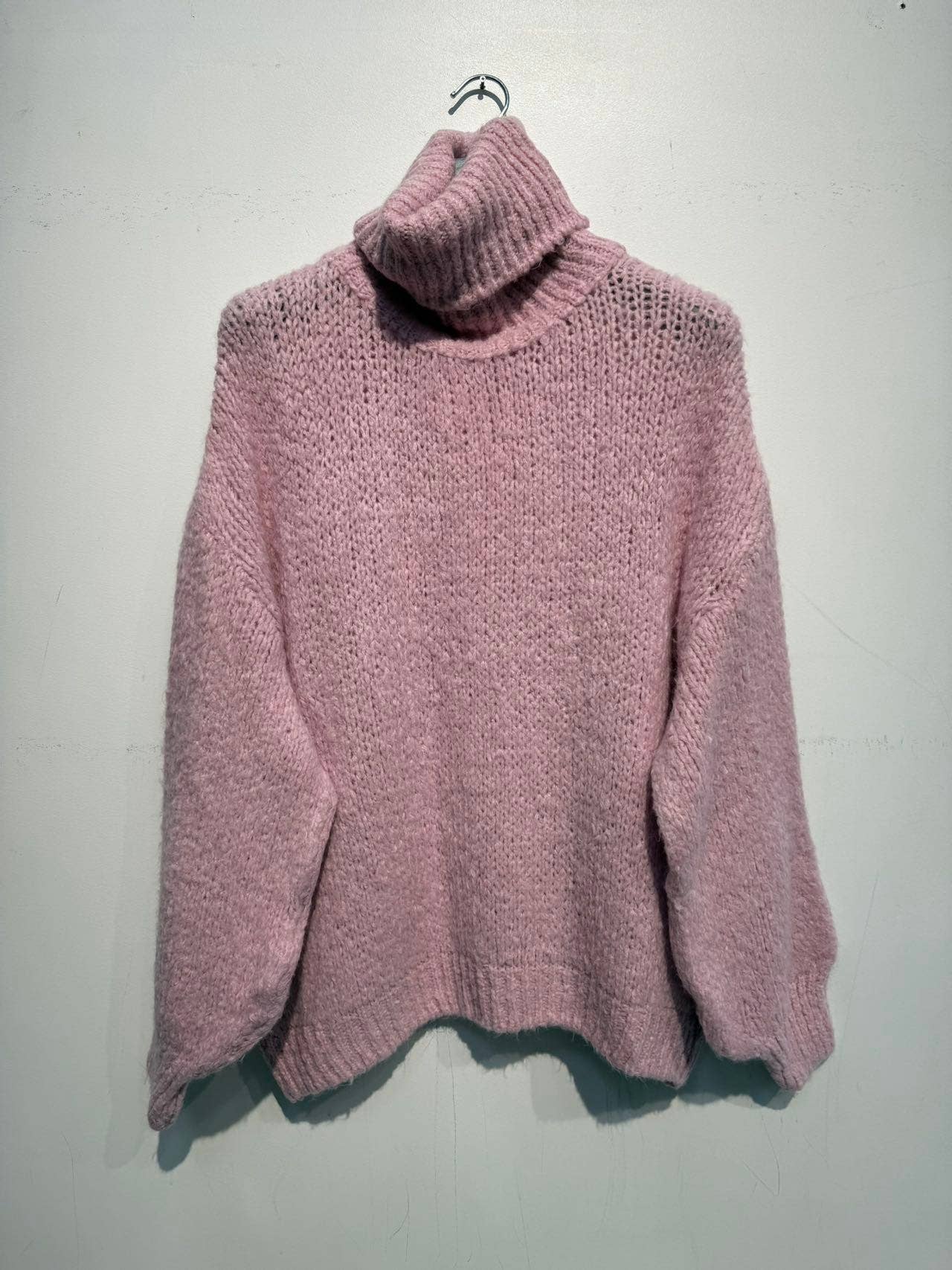 Oversized turtleneck sweater with alpaca: Taupe