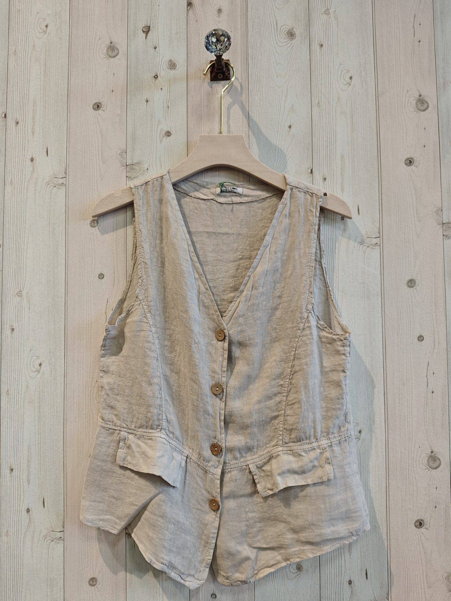 REF 17404 100% LINEN VEST: CAMEL