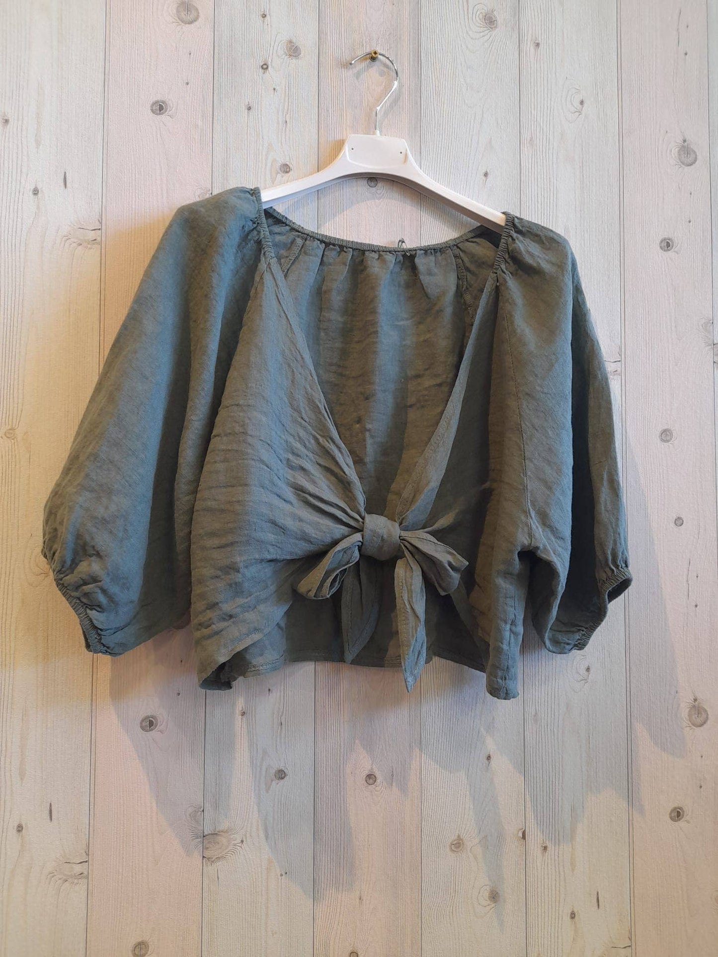 REF 17339 100% LINEN SHORT TIE BLOUSE: BLUE