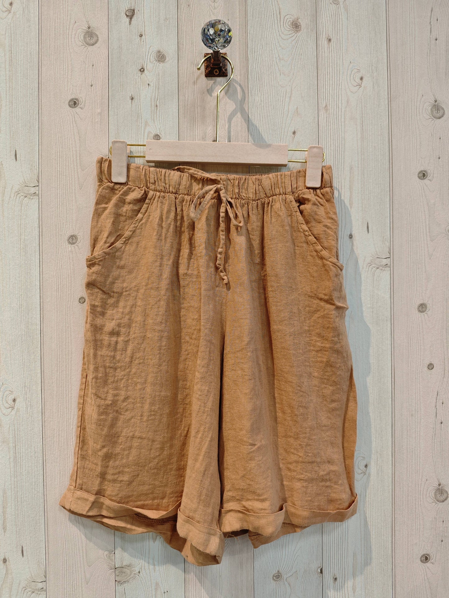 REF 15832 WOMEN'S SHORTS 100% LINEN: CAMEL