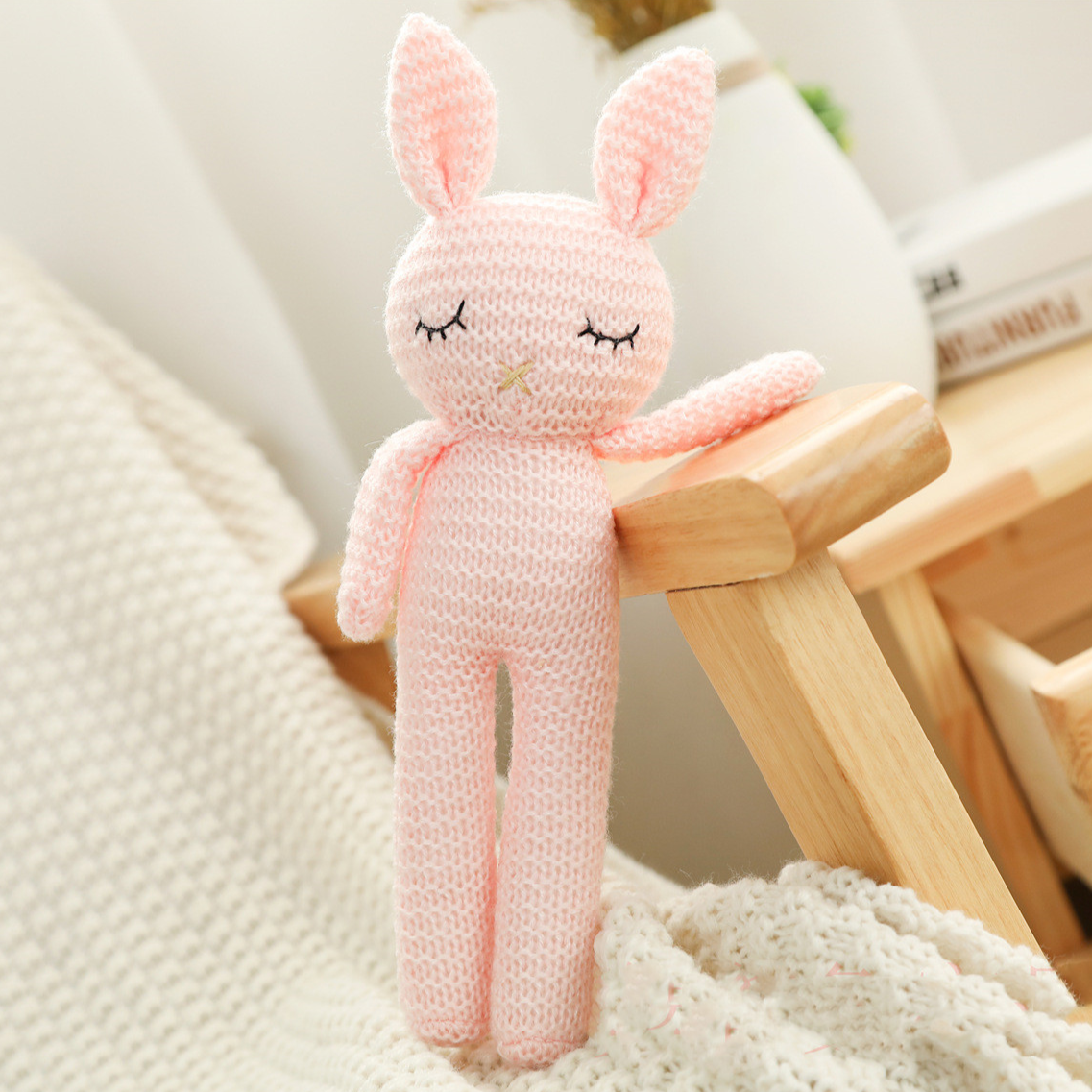 Annie&Charles® knitting bunny: Brown