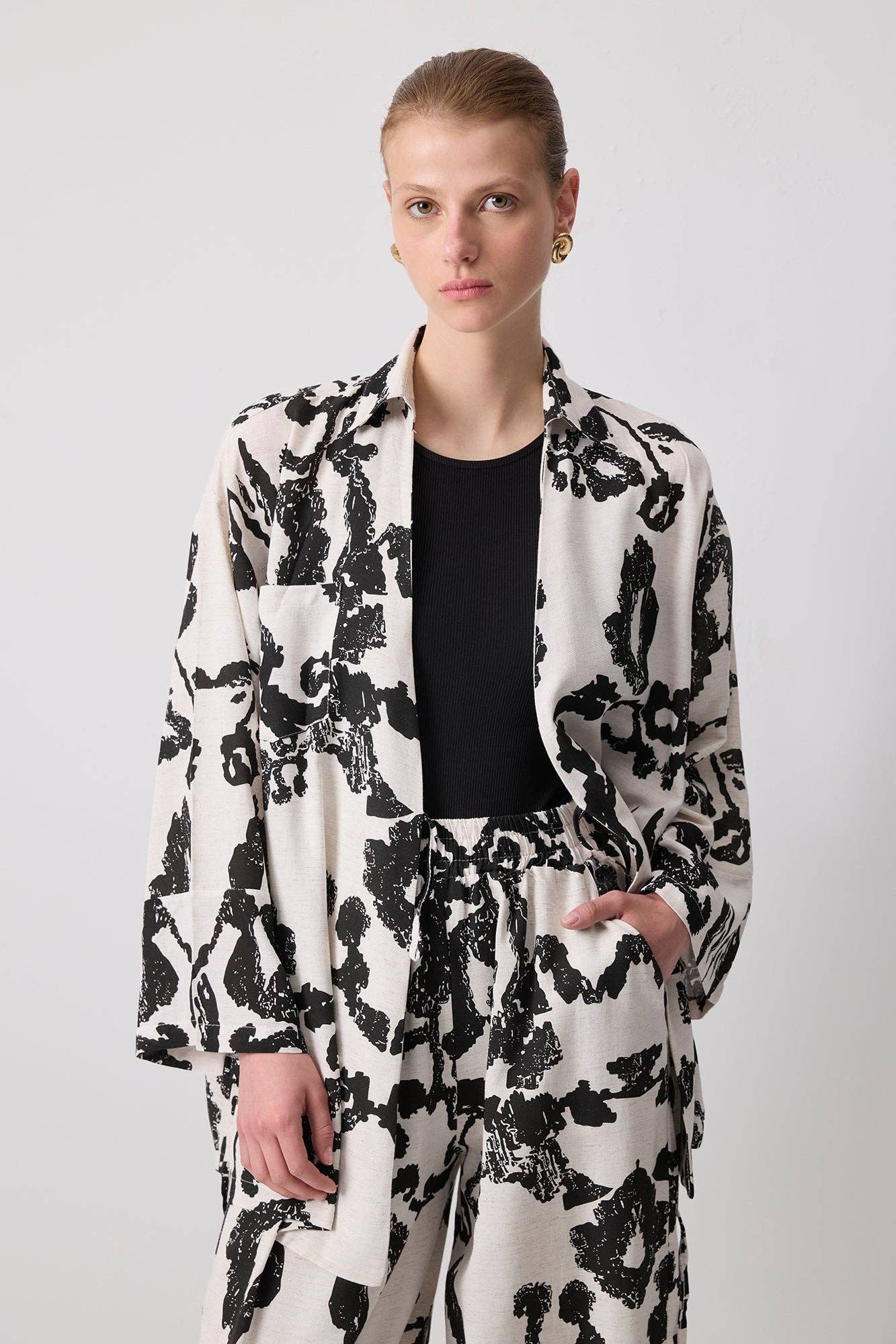 LINEN TEXTURED PATTERNED KIMONO PANTS SET: Black / Standart