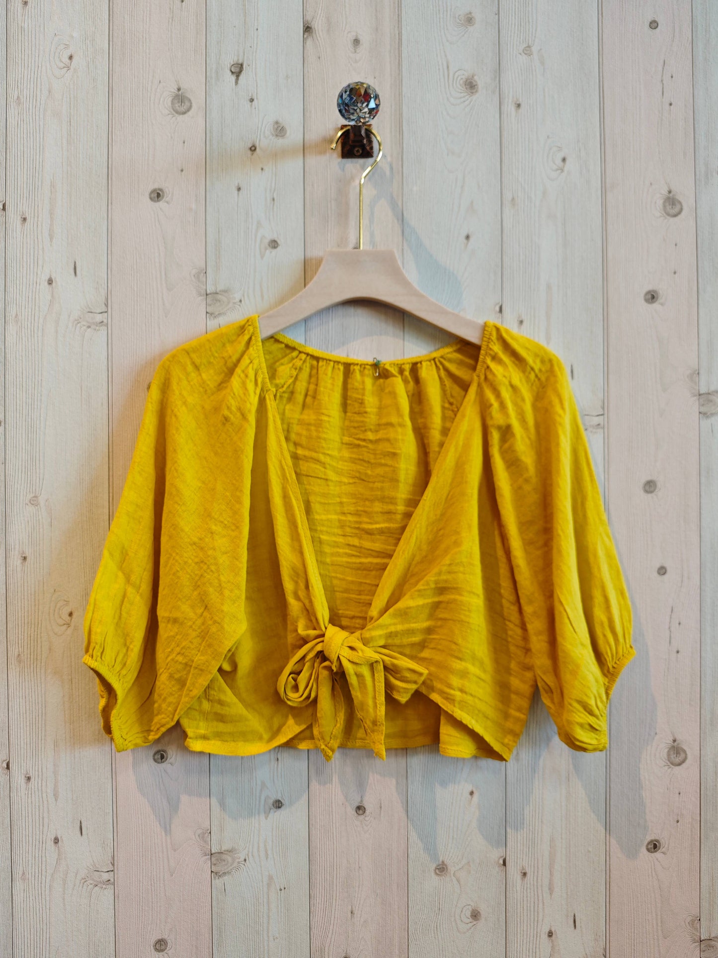 REF 17339 100% LINEN SHORT TIE BLOUSE: BLUE