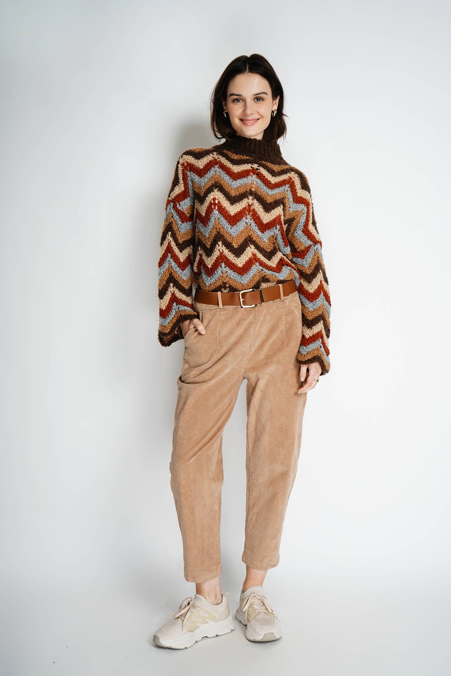 Velvet pants with belt 30500: Camel