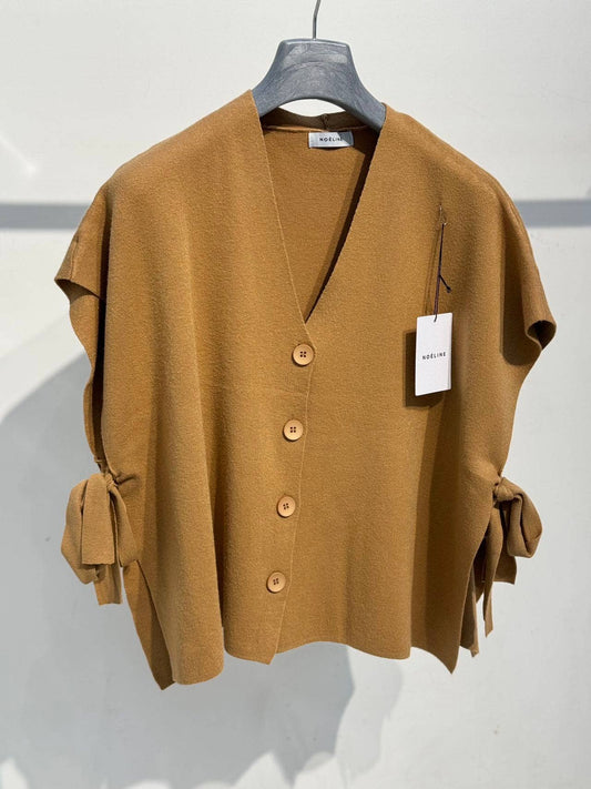 25210 knitted sleeveless vest: Camel