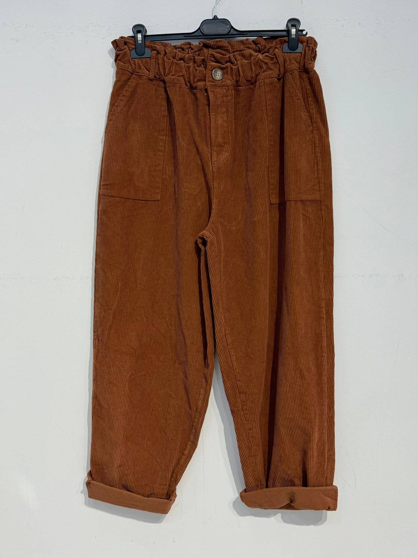 Corduroy pants with button 30513: Camel