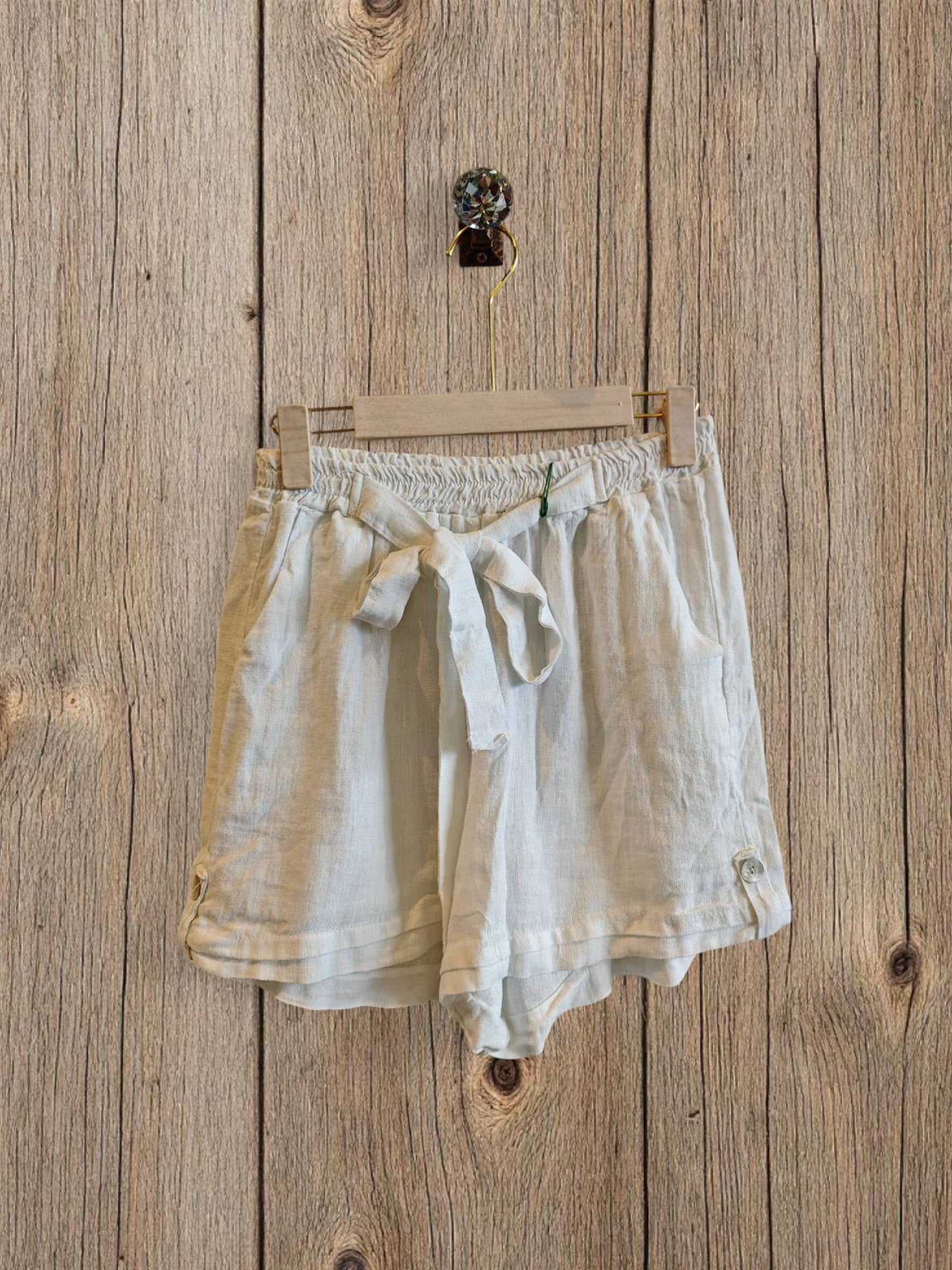 Ref-6385 SHORTS WITH BOW 100% LINEN: Pistachio