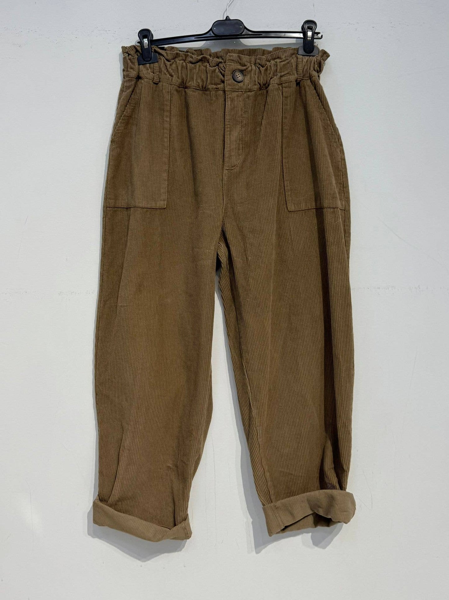 Corduroy pants with button 30513: Camel