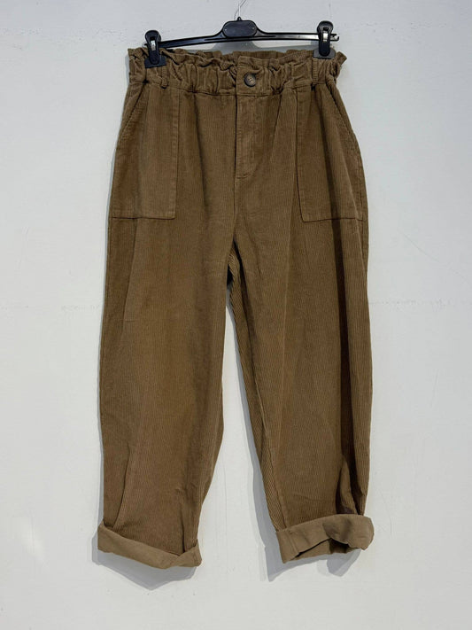 Corduroy pants with button 30513: Camel