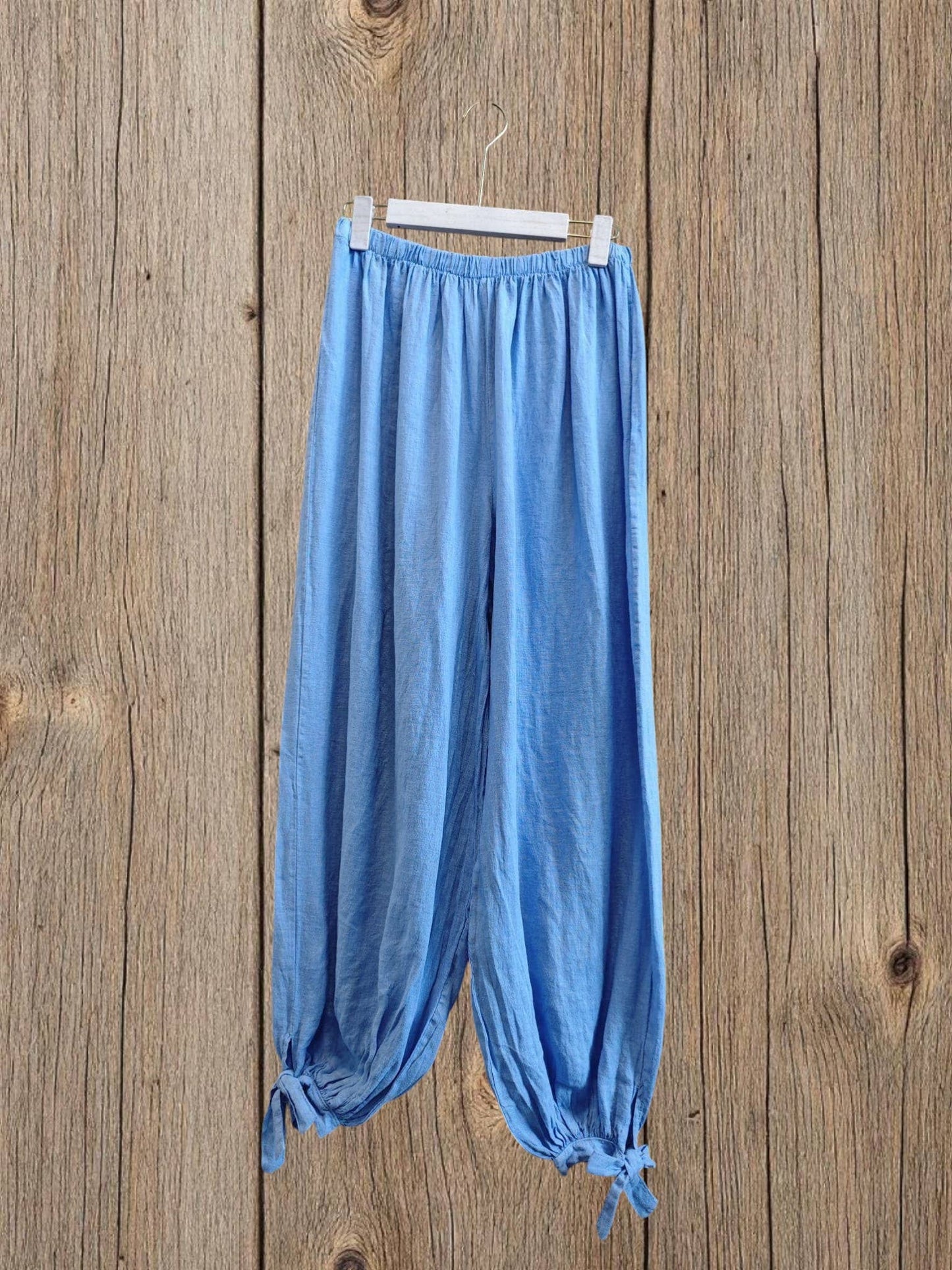 Ref-18324 Ankle-length pants with bow, 100% linen: Brown