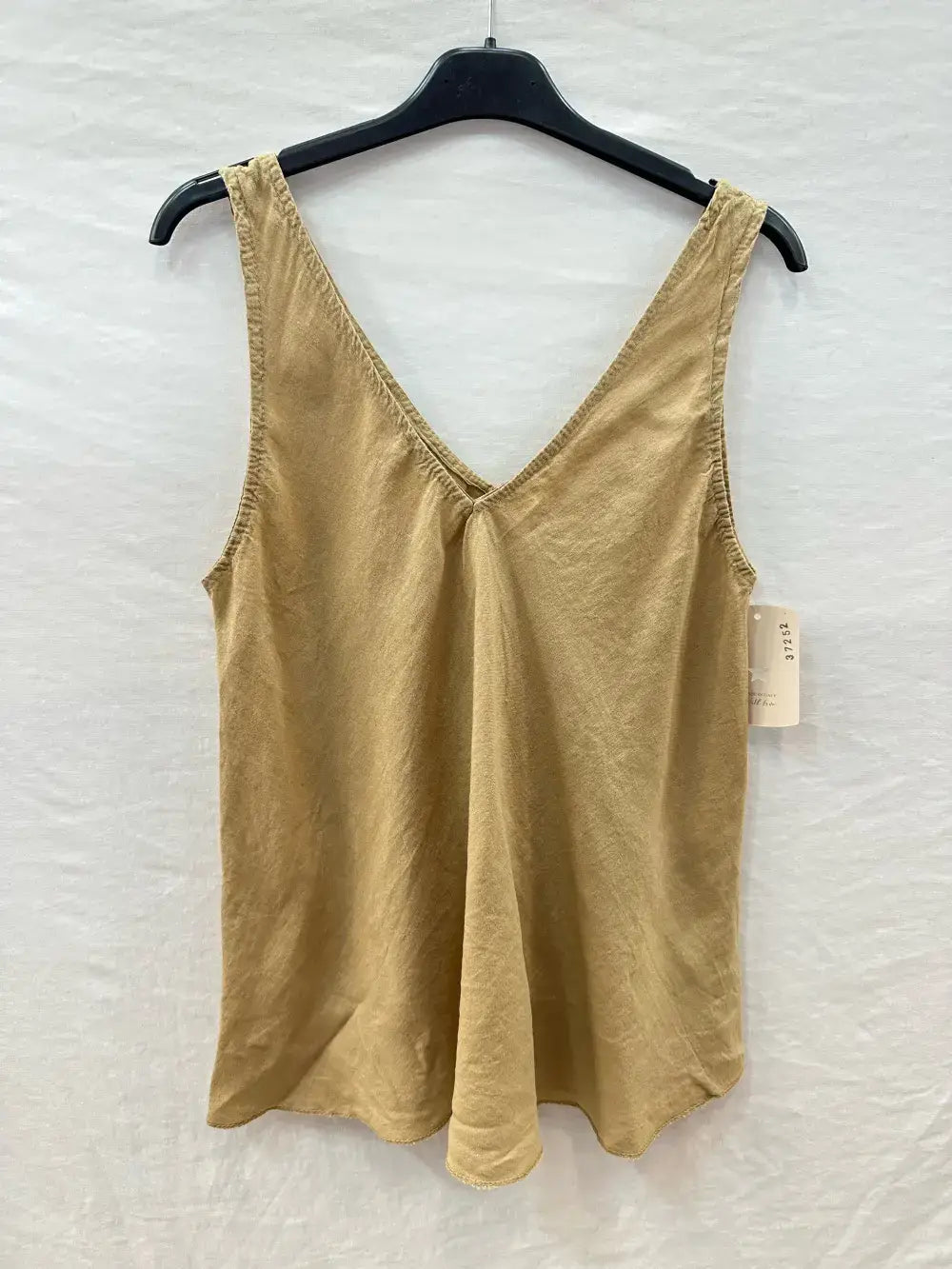 Basic Linen Tank Top @37252_DebLin: White