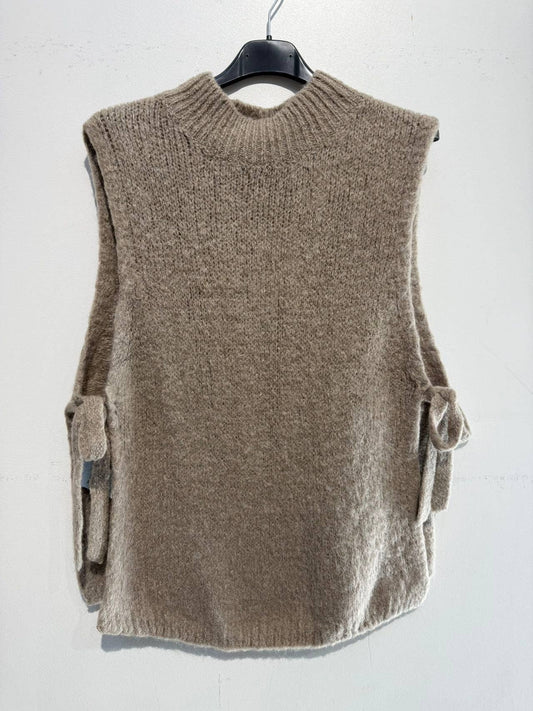 Sleeveless sweater in baby alpaca and wool 3451: Taupe