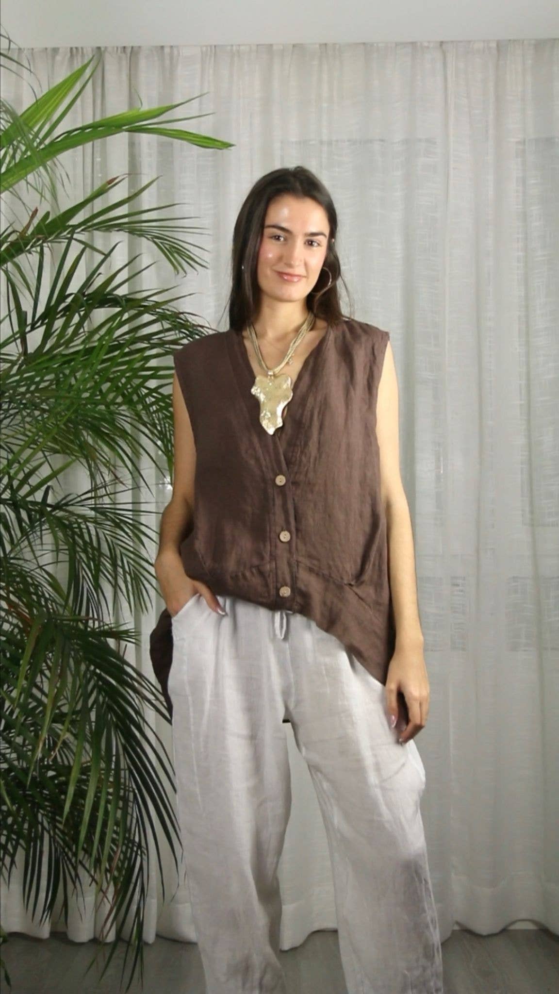 Ref-83679 SLEEVELESS BLOUSE 100% LINEN: Negro