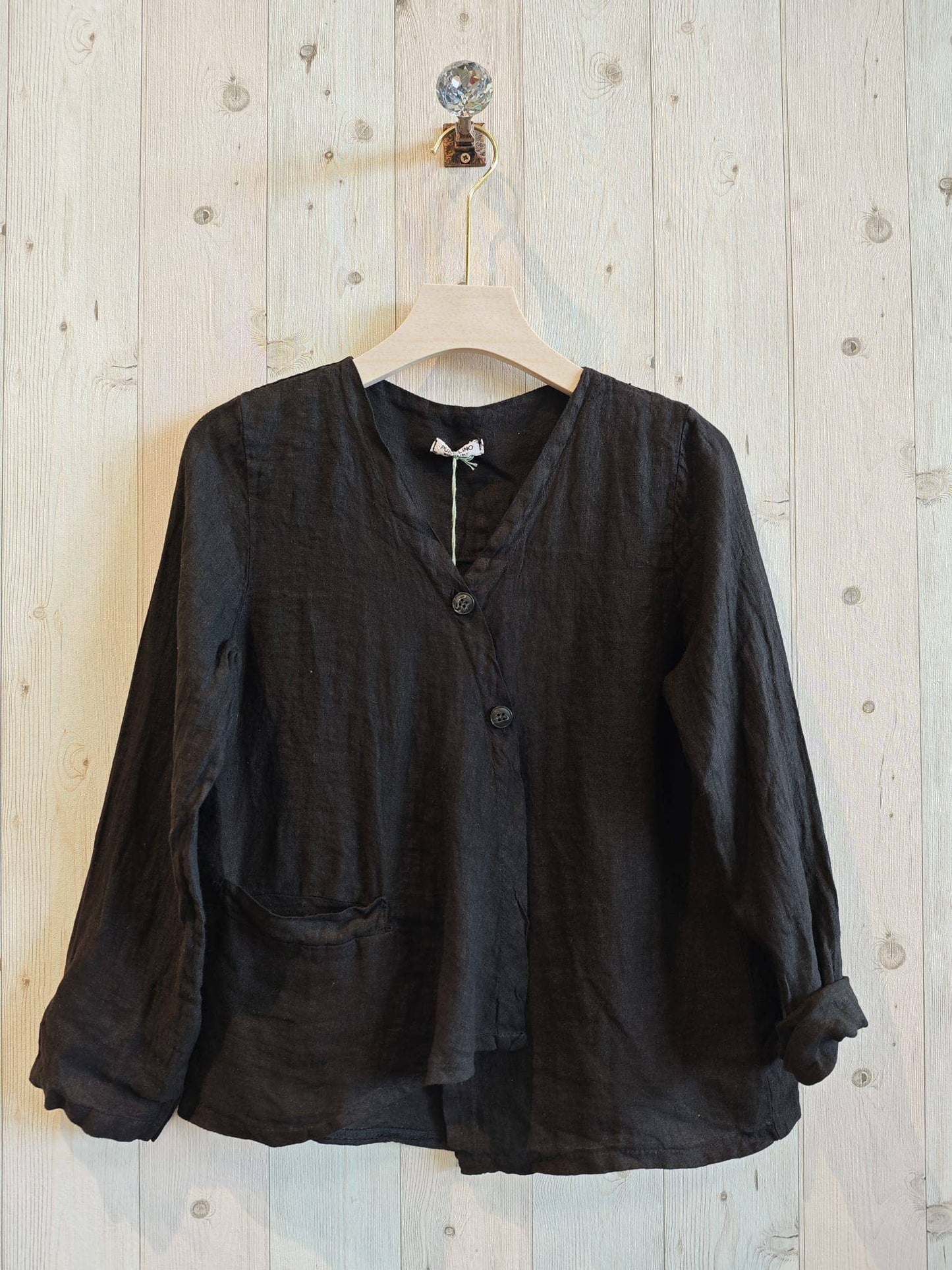 BLOUSE TWO BUTTONS 100% LINEN: Black