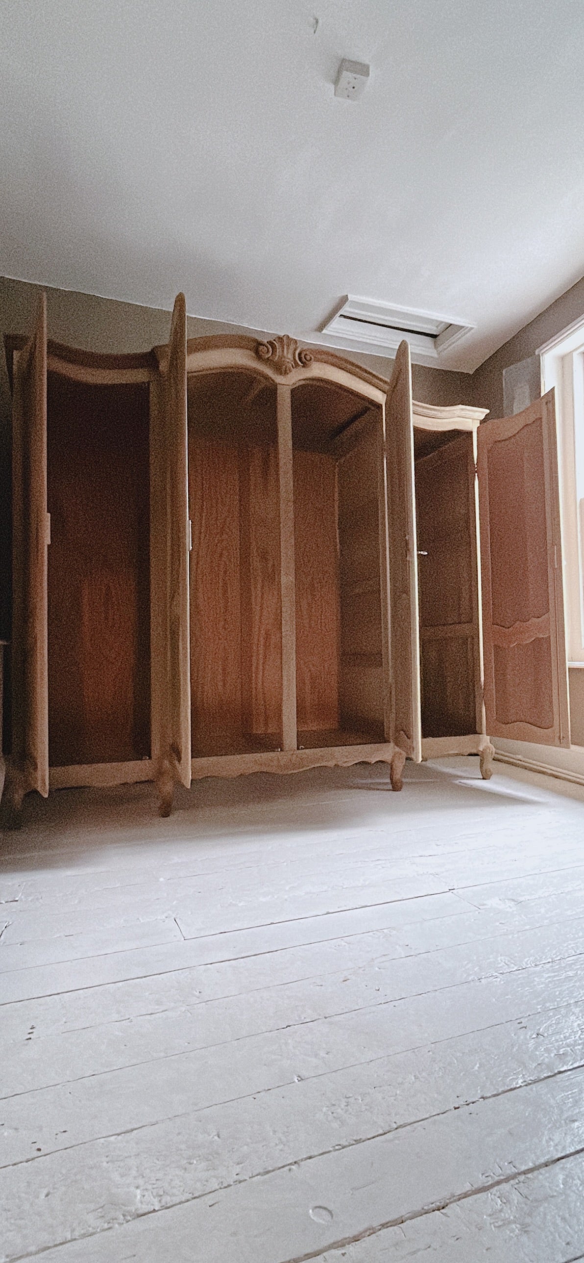 Large French4 door Armoire in Oak