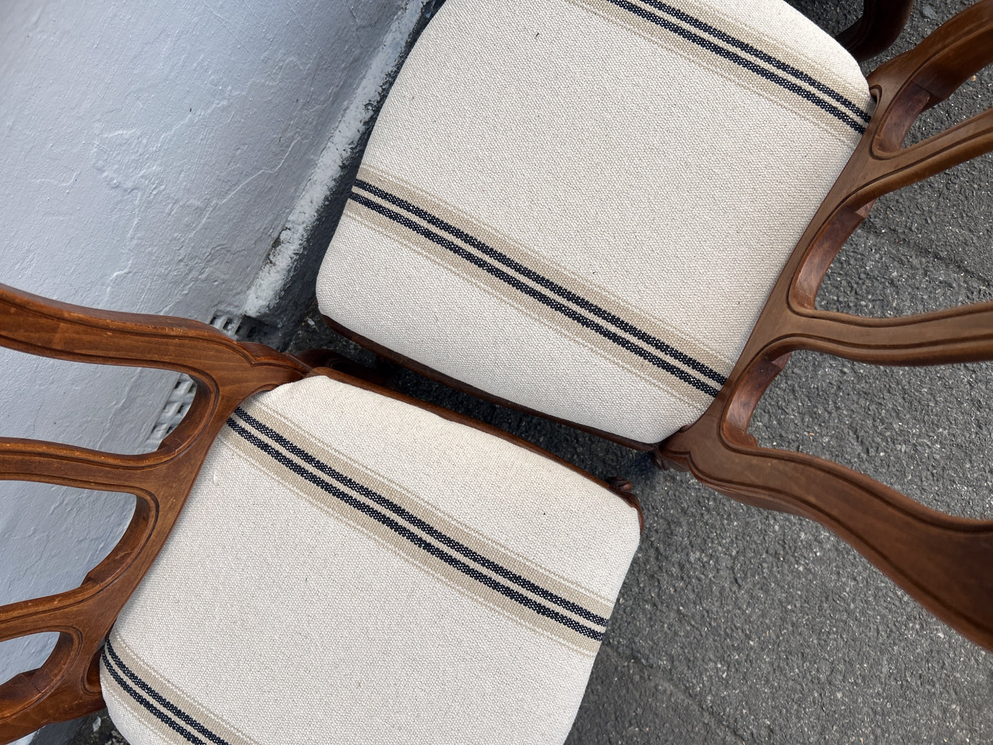 Set of 6 french Louis chairs