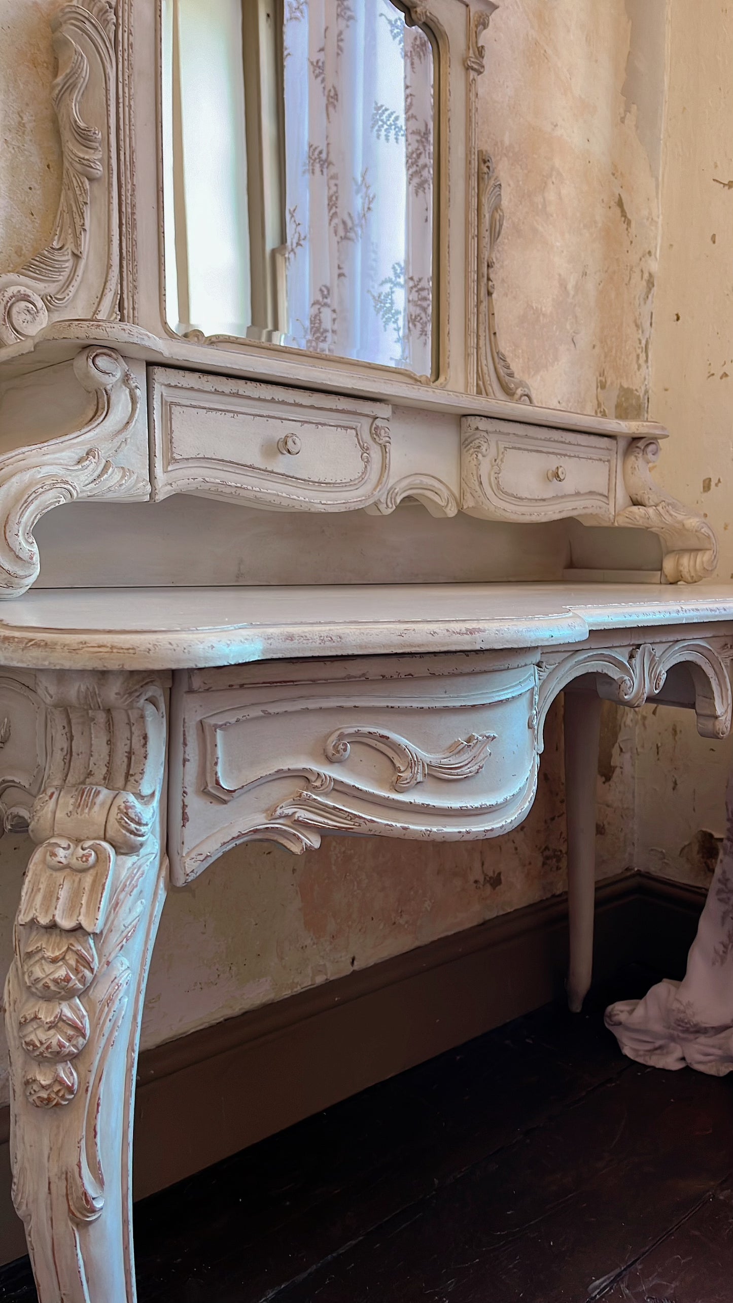 French painted reproduction dressing table