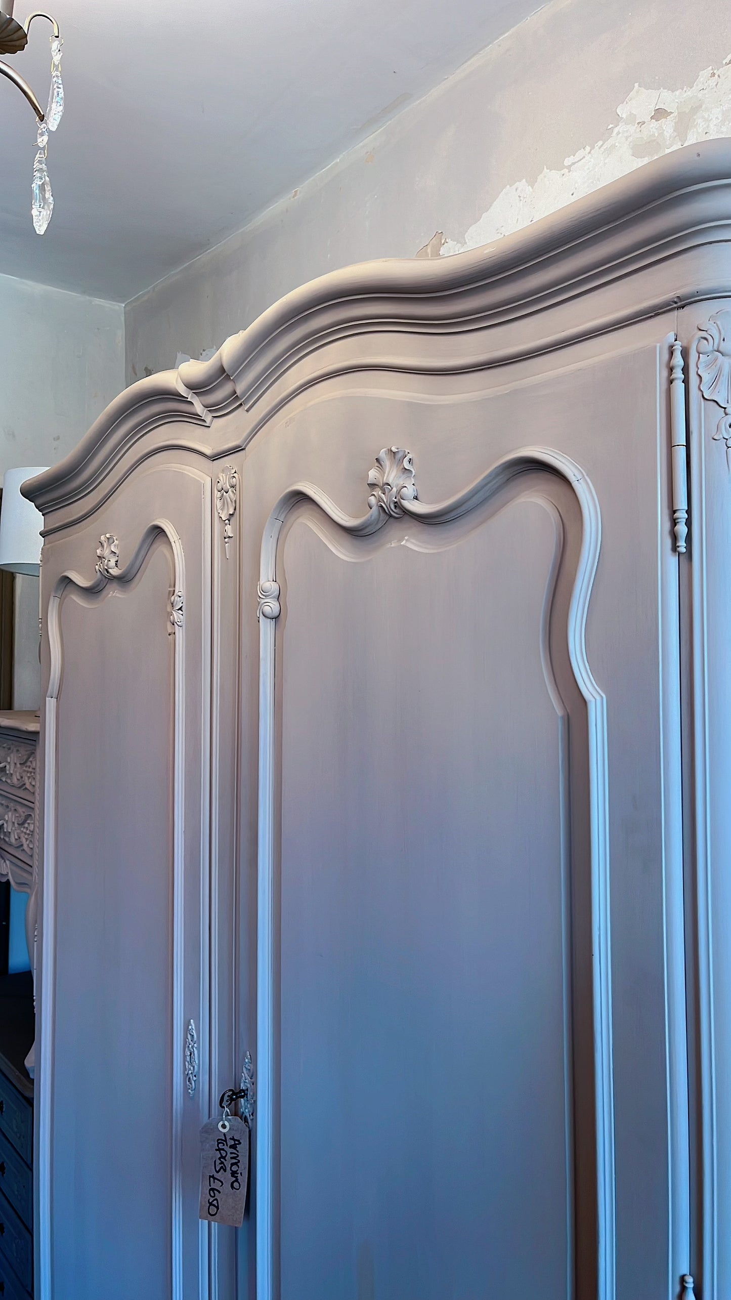 Painted Louis Armoire Topaze