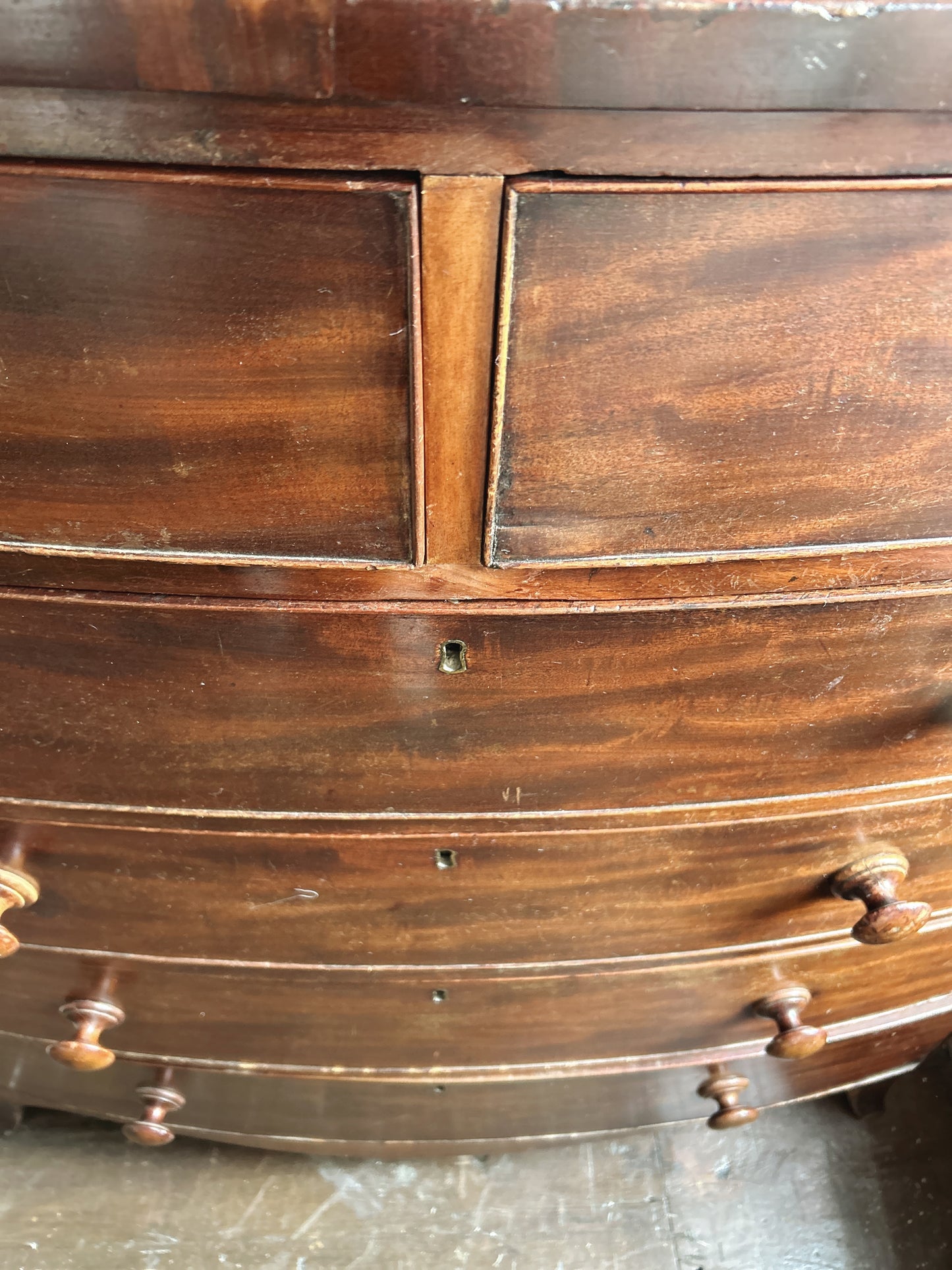 Antique Mahogany bow font chest of drawers