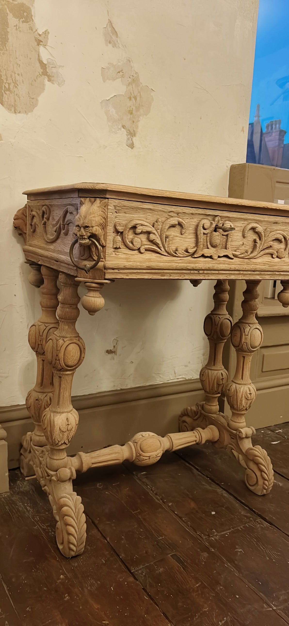 Antique Flemish Oak vanity (lift up lid) side table