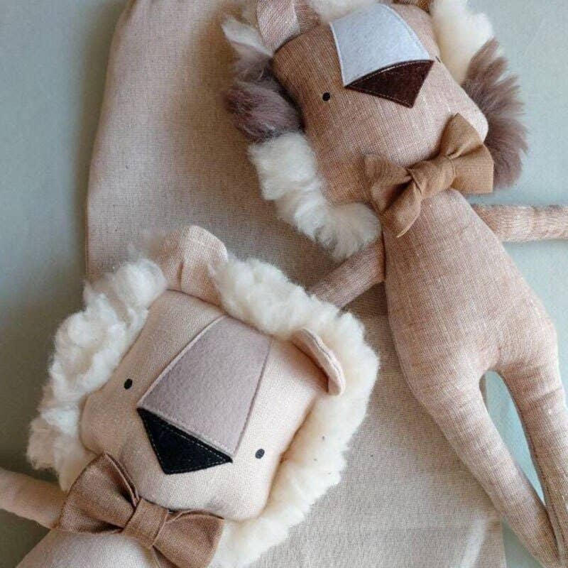 Annie & Charles® Loewe