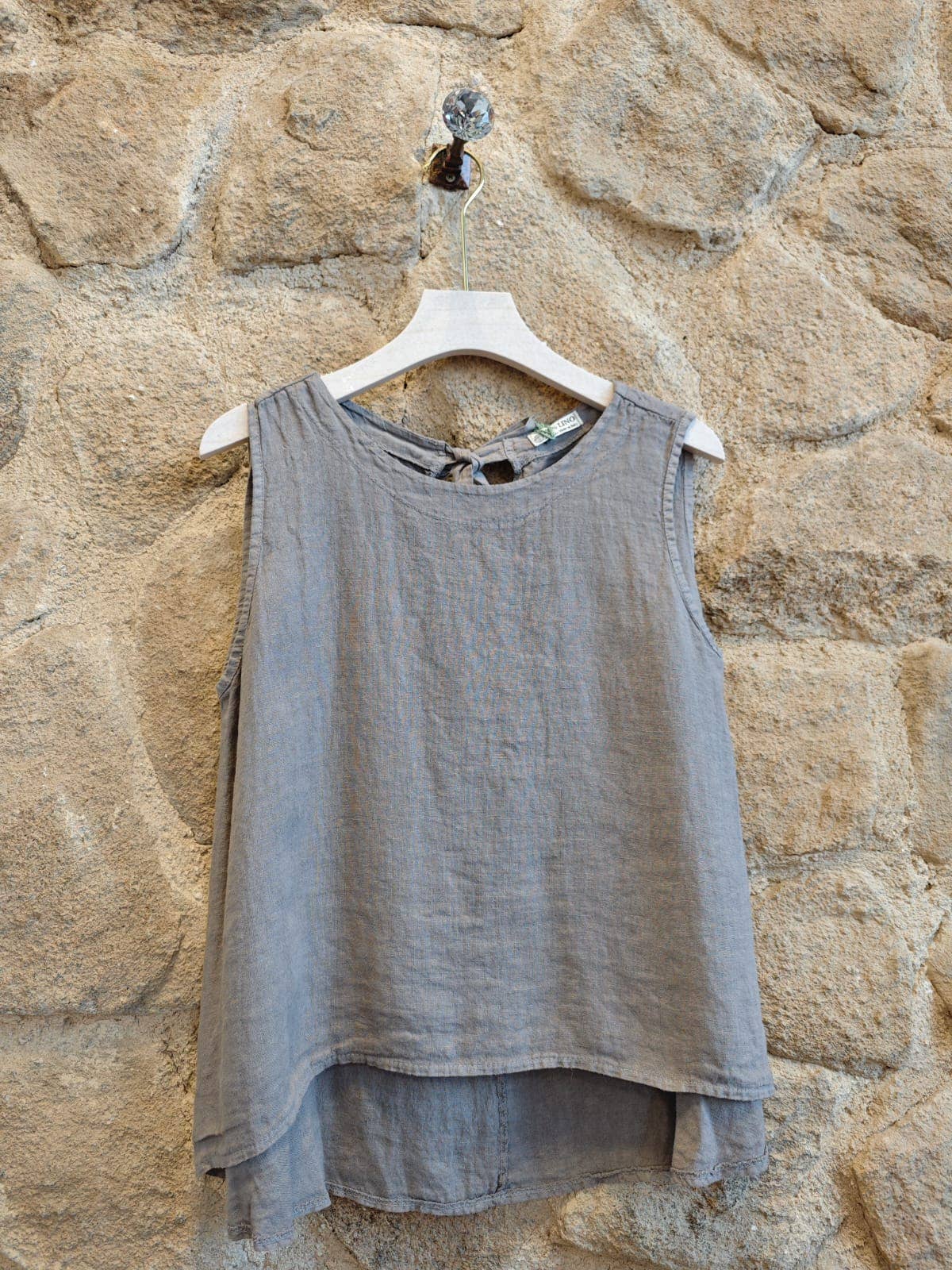 Ref-15763 100% LINEN SLEEVELESS T-SHIRT: Negro