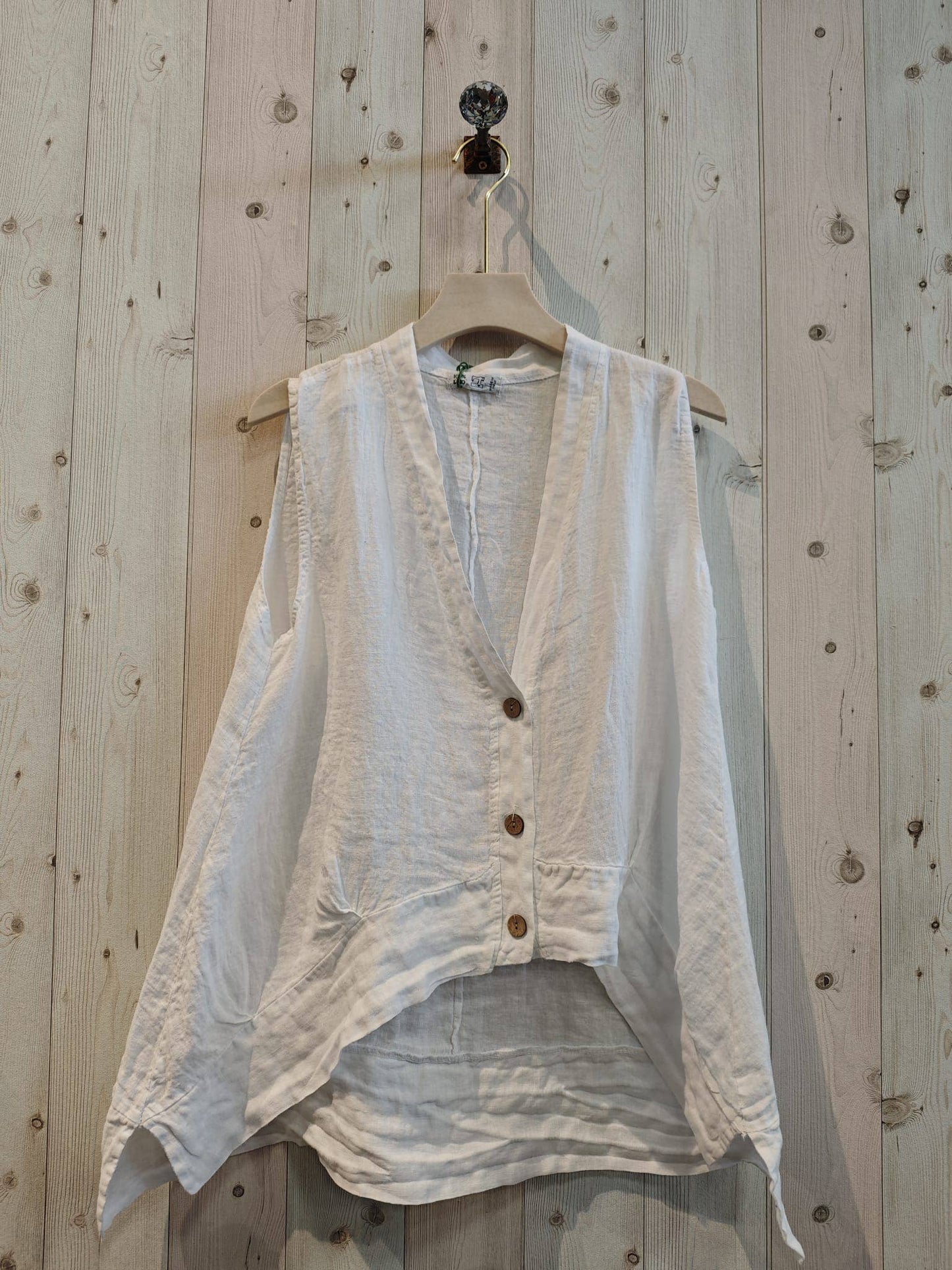 Ref-83679 SLEEVELESS BLOUSE 100% LINEN: CAMEL