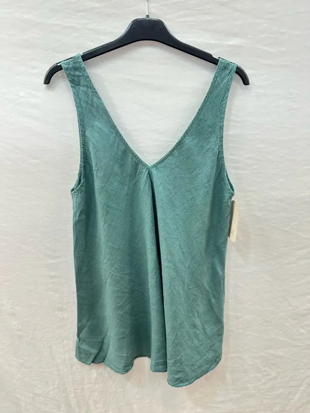 Basic Linen Tank Top @37252_DebLin: White