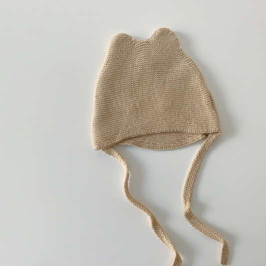 Annie & Charles® baby hat: Beige