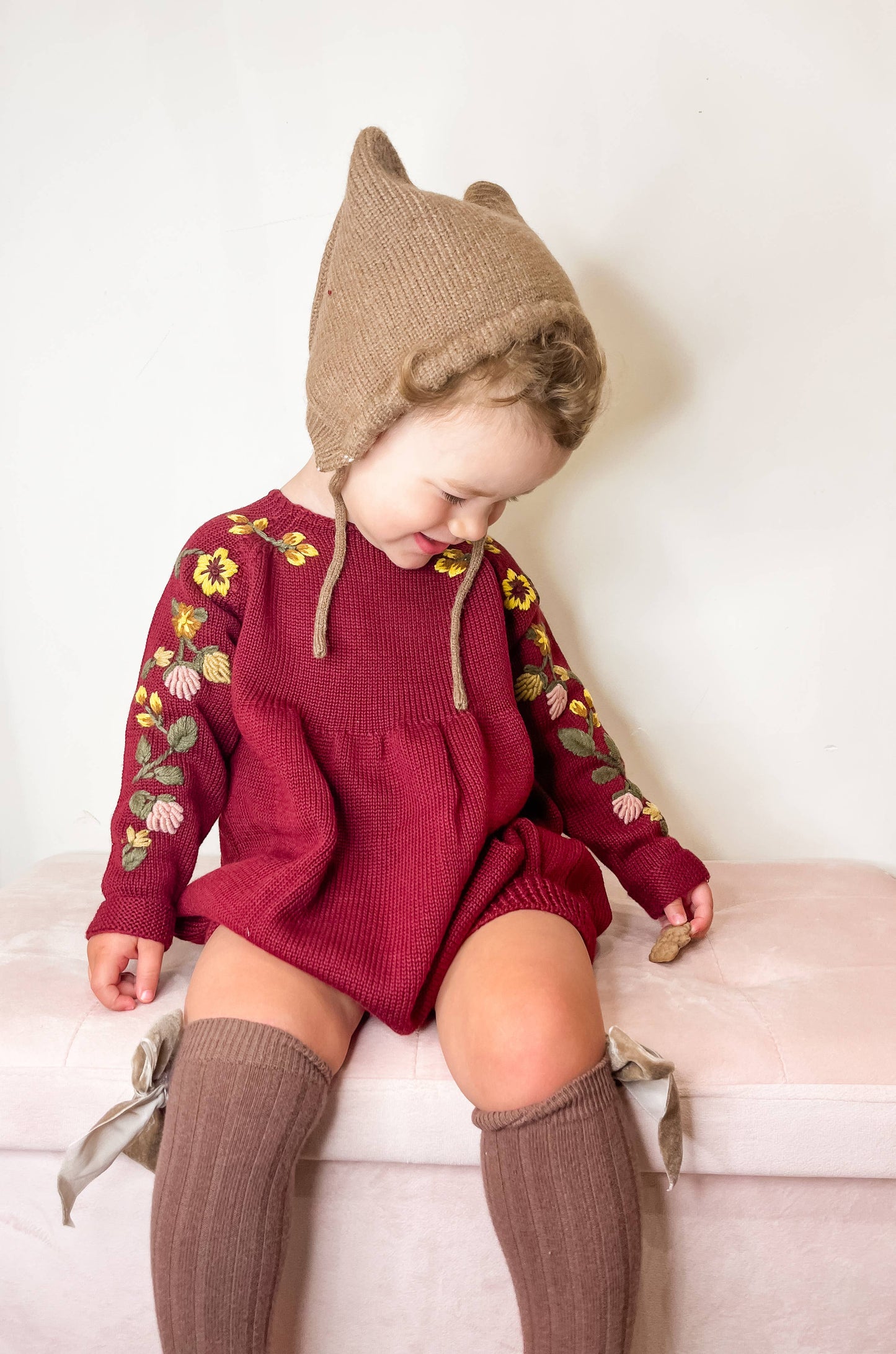 Annie & Charles® baby hat: Khaki