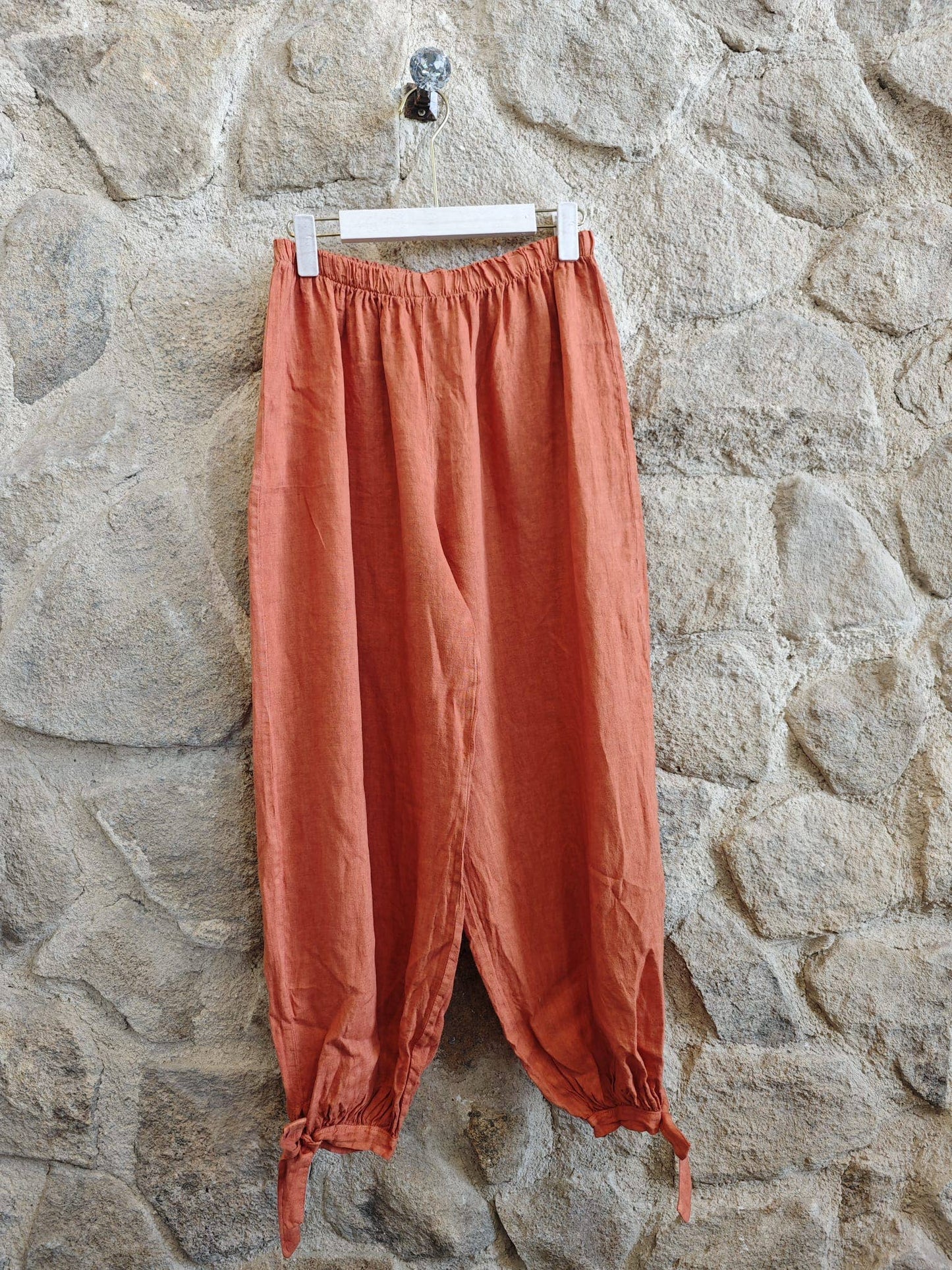 Ref-18324 Ankle-length pants with bow, 100% linen: Camel