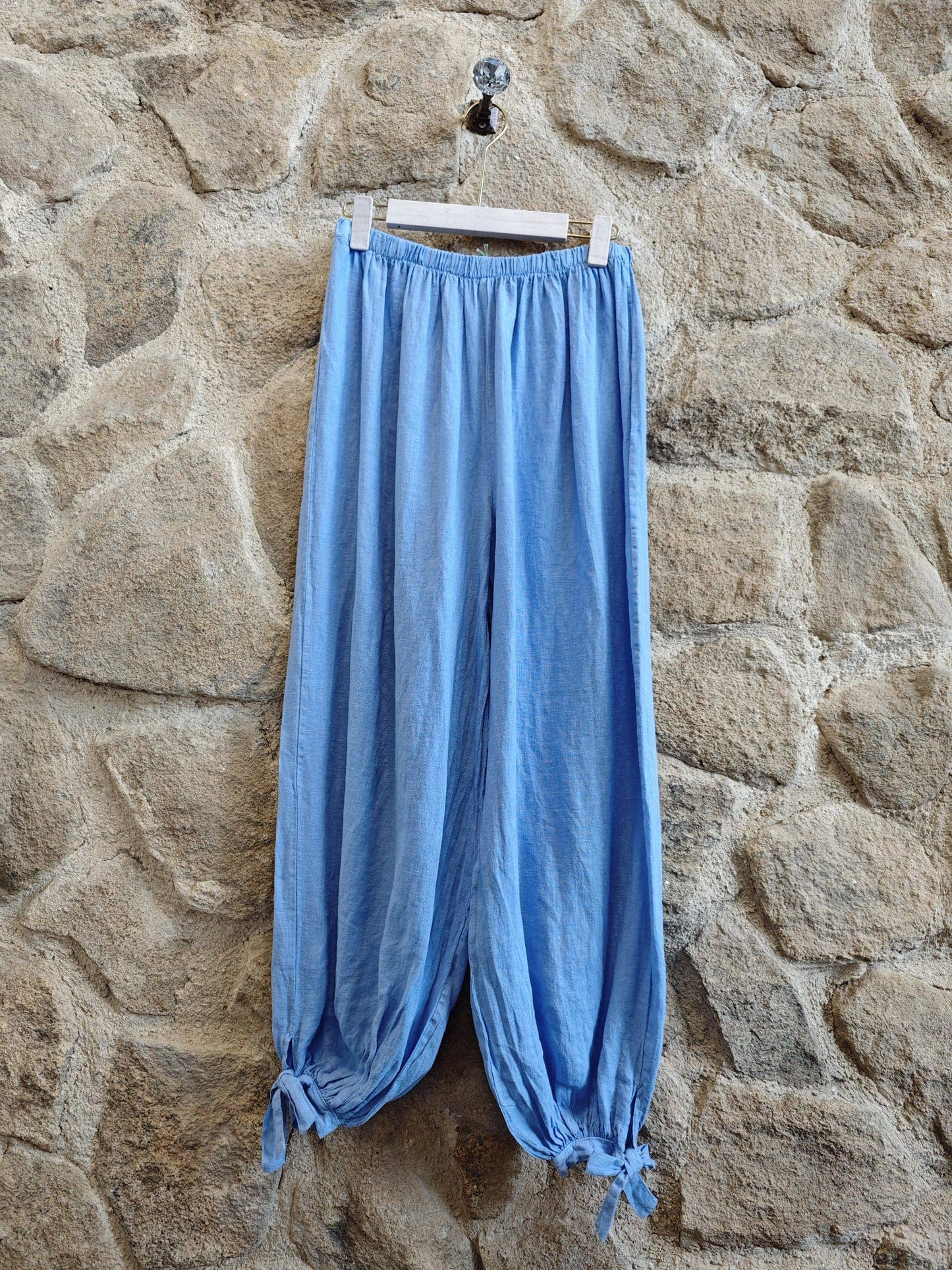 Ref-18324 Ankle-length pants with bow, 100% linen: Camel