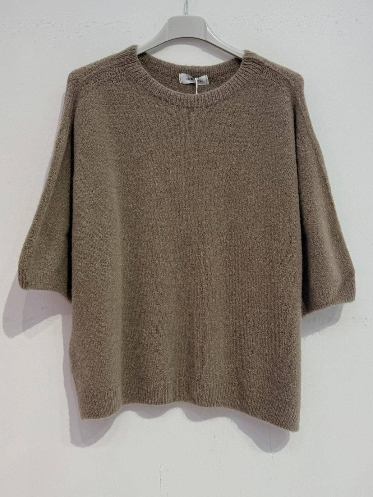 Superfine alpaca sweater 8010: Beige